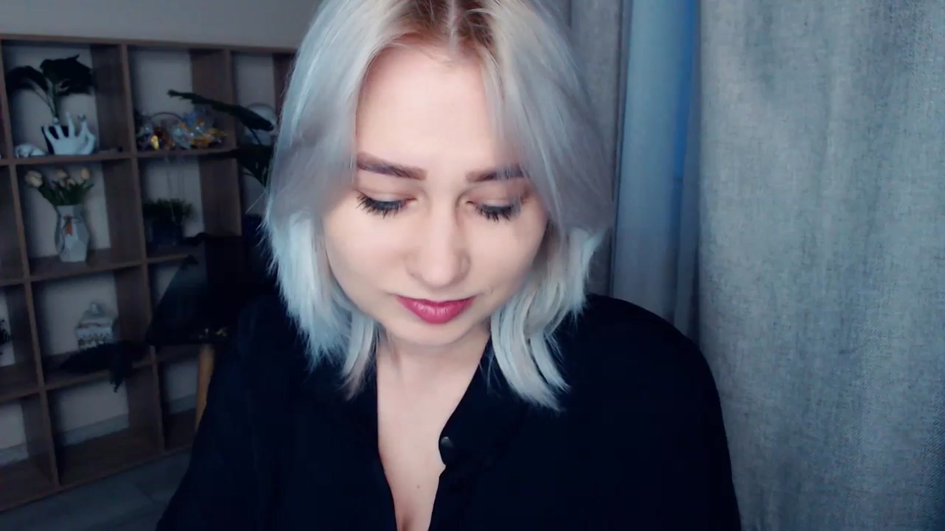 Gallery image thumbnail from Kukla_kolduna's myfreecams stream on, 02/17/2024, 15:42 image 17 of 20