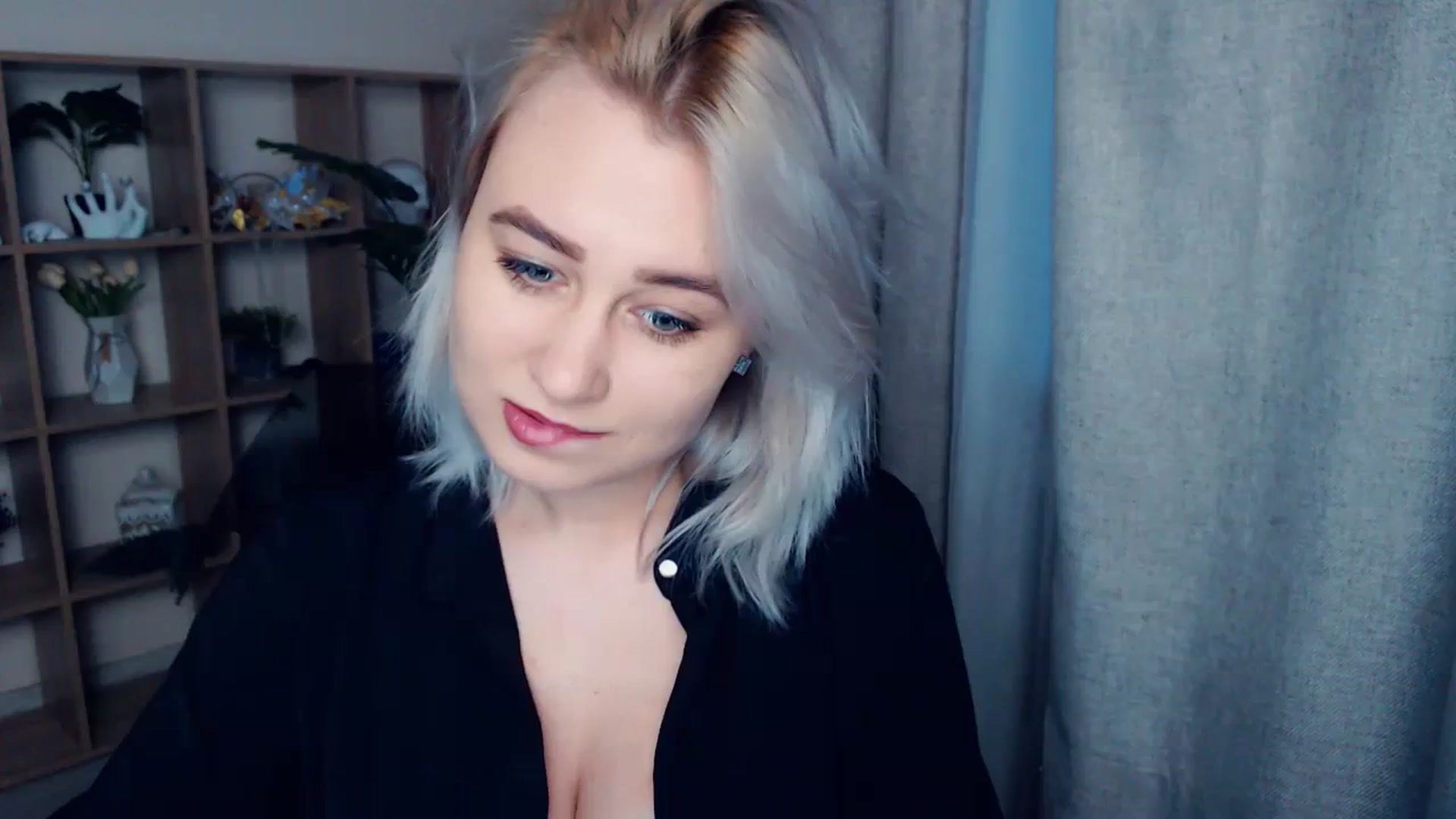 Gallery image thumbnail from Kukla_kolduna's myfreecams stream on, 02/17/2024, 15:42 image 14 of 20