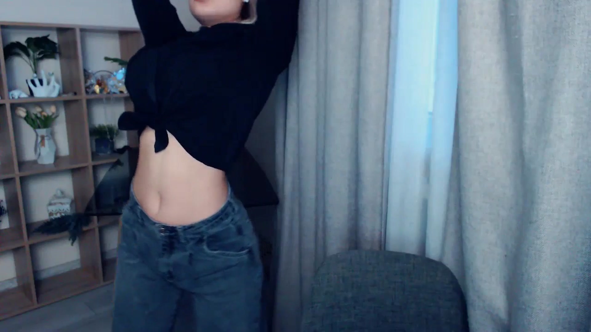 Gallery image thumbnail from Kukla_kolduna's myfreecams stream on, 02/17/2024, 15:42 image 9 of 20