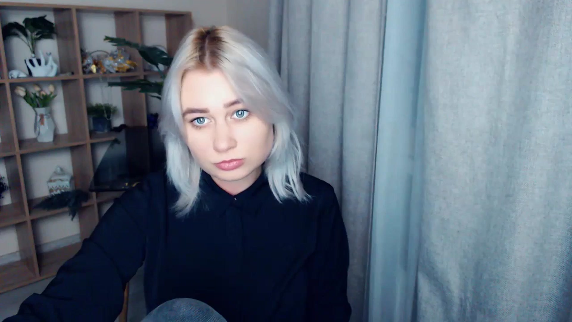 Gallery image thumbnail from Kukla_kolduna's myfreecams stream on, 02/17/2024, 16:31 image 18 of 20