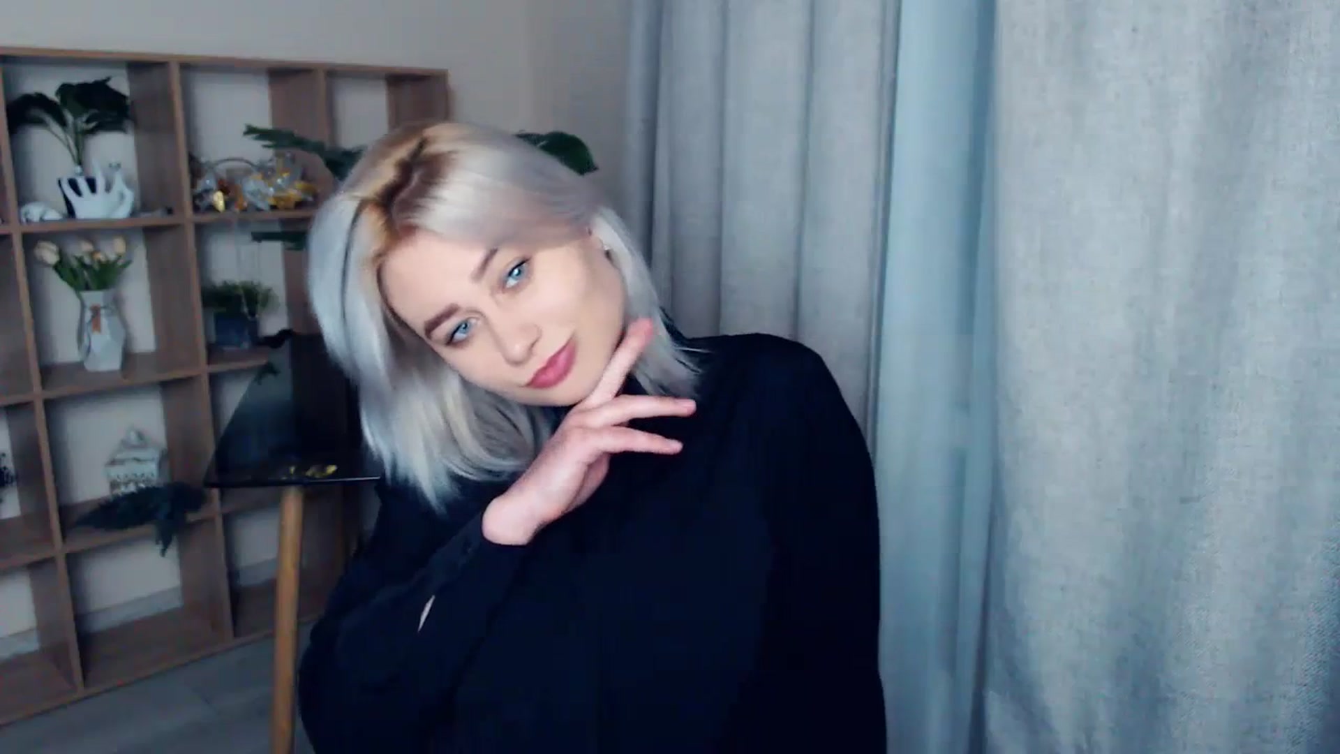 Gallery image thumbnail from Kukla_kolduna's myfreecams stream on, 02/17/2024, 16:31 image 3 of 20