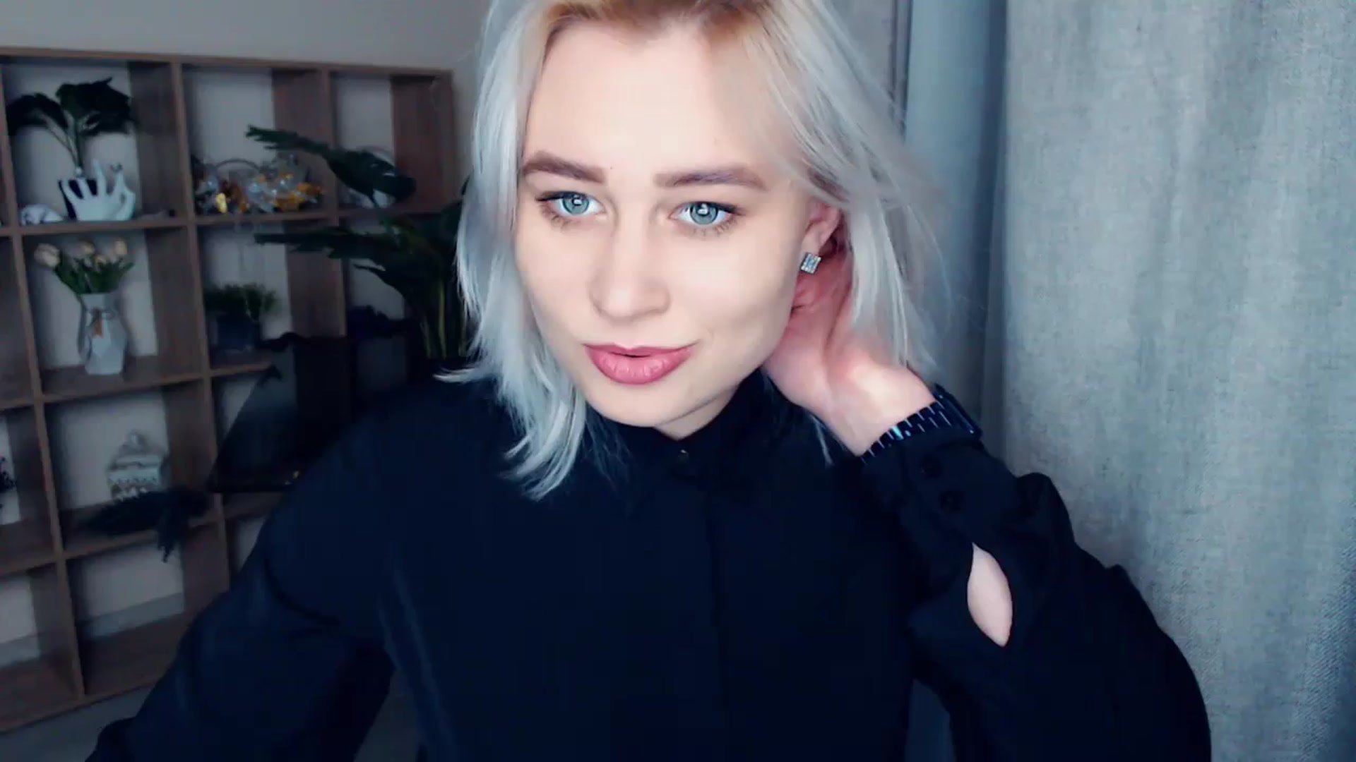 Gallery image thumbnail from Kukla_kolduna's myfreecams stream on, 02/17/2024, 16:31 image 1 of 20