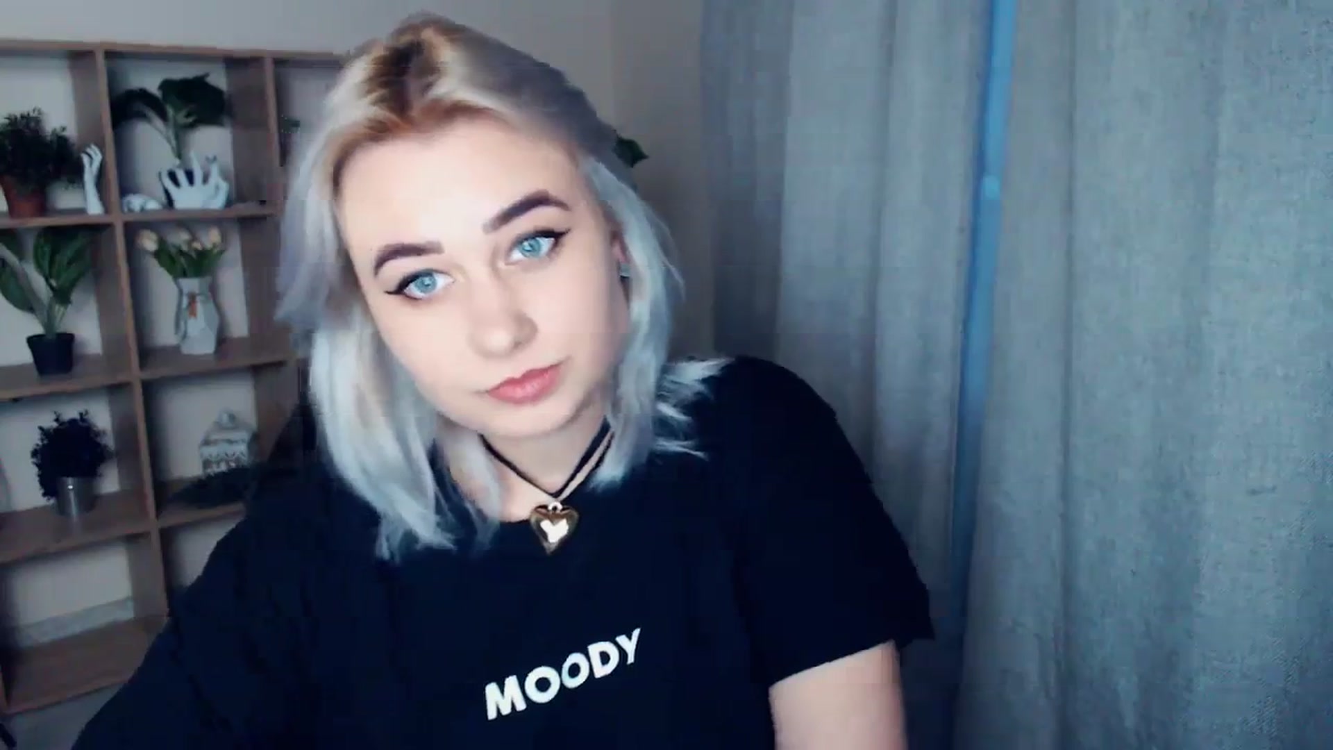 Gallery image thumbnail from Kukla_kolduna's myfreecams stream on, 02/18/2024, 15:43 image 12 of 20