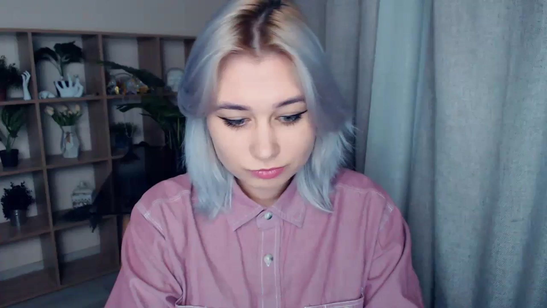 Gallery image thumbnail from Kukla_kolduna's myfreecams stream on, 02/21/2024, 16:29 image 16 of 20