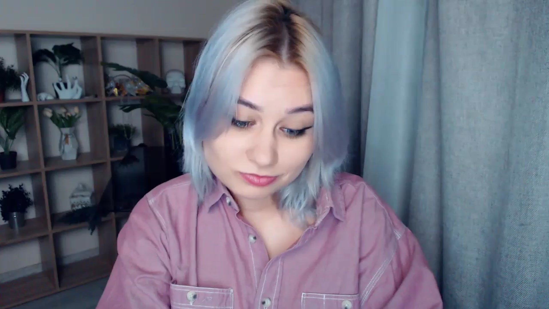 Gallery image thumbnail from Kukla_kolduna's myfreecams stream on, 02/21/2024, 18:59 image 12 of 20