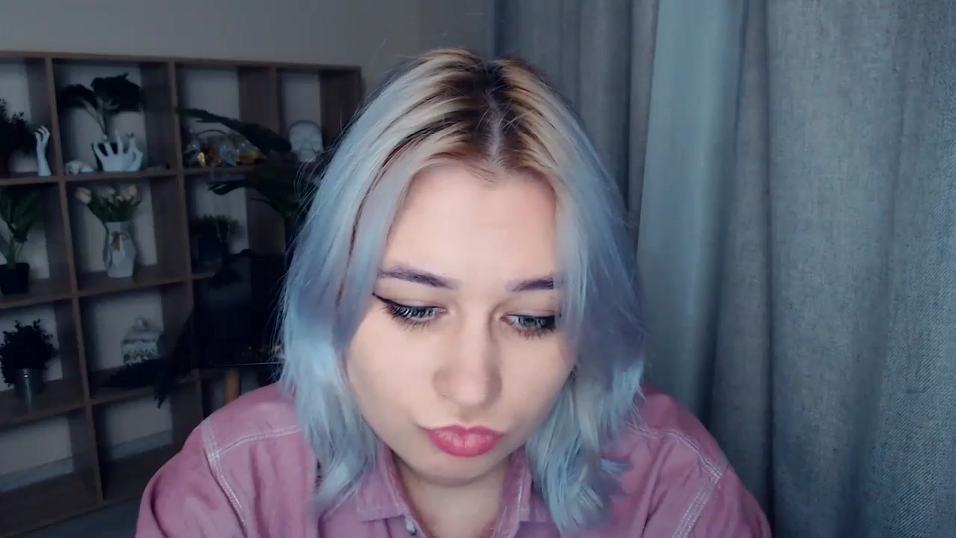Gallery image thumbnail from Kukla_kolduna's myfreecams stream on, 02/21/2024, 18:59 image 17 of 20
