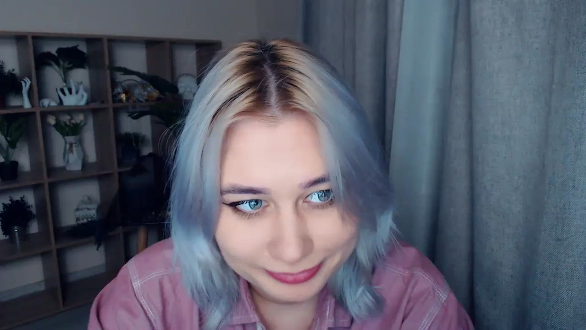 Gallery image thumbnail from Kukla_kolduna's myfreecams stream on, 02/21/2024, 18:59 image 19 of 20