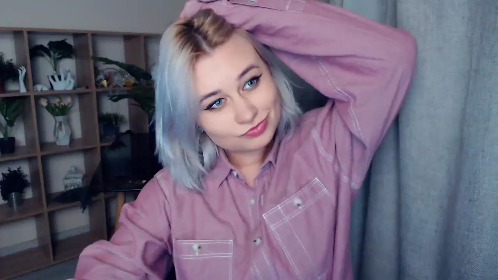 Gallery image thumbnail from Kukla_kolduna's myfreecams stream on, 02/21/2024, 18:59 image 7 of 20