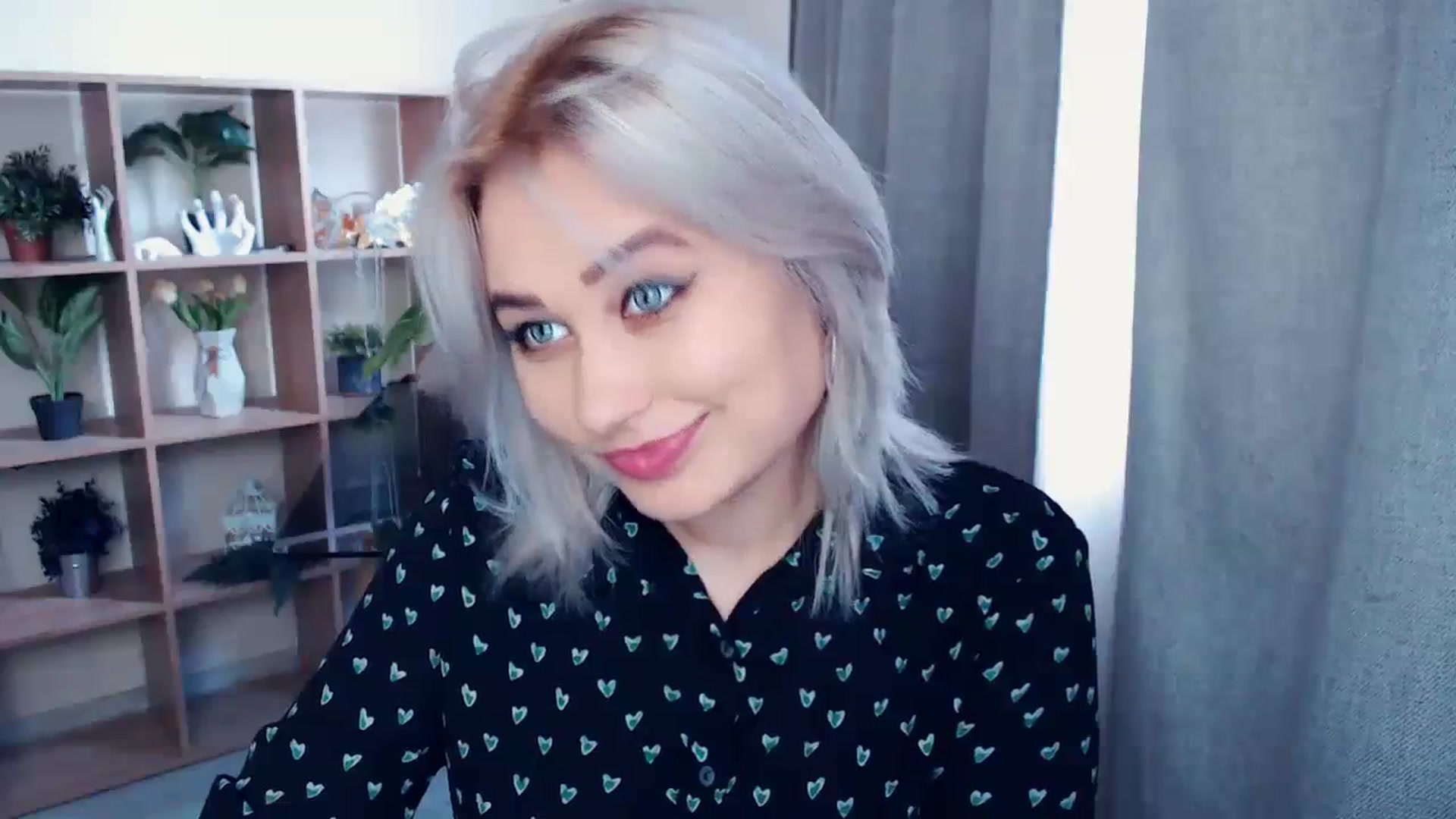 Gallery image thumbnail from Kukla_kolduna's myfreecams stream on, 02/25/2024, 13:17 image 16 of 20