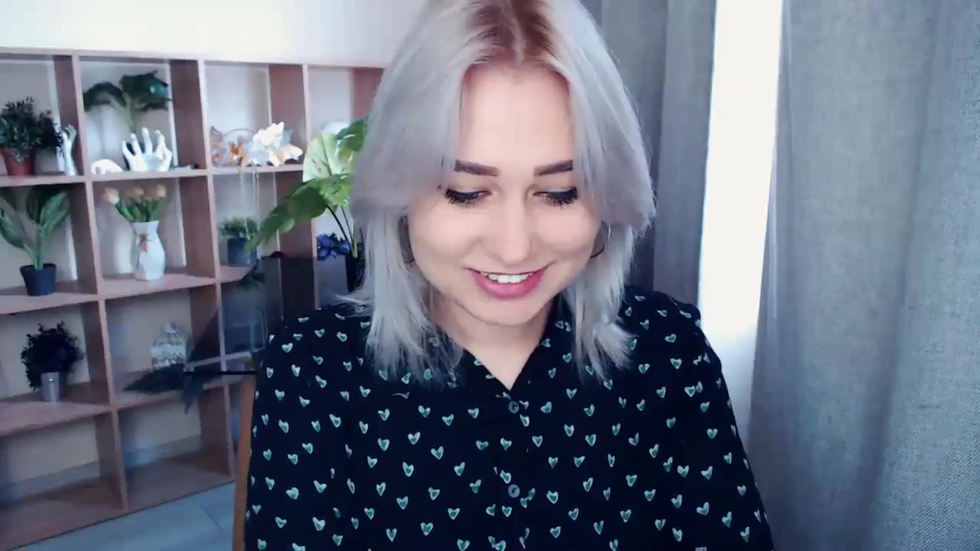 Gallery image thumbnail from Kukla_kolduna's myfreecams stream on, 02/25/2024, 13:17 image 15 of 20