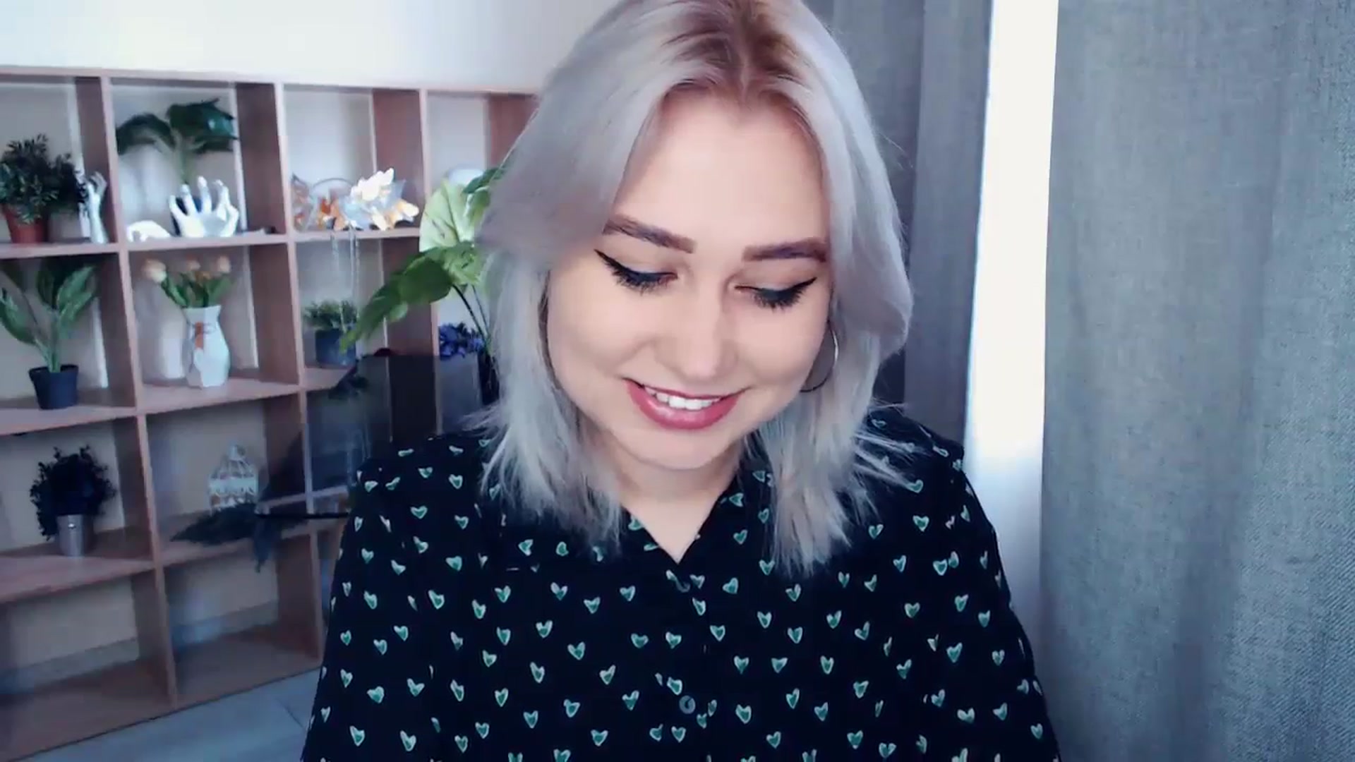 Gallery image thumbnail from Kukla_kolduna's myfreecams stream on, 02/25/2024, 13:17 image 10 of 20