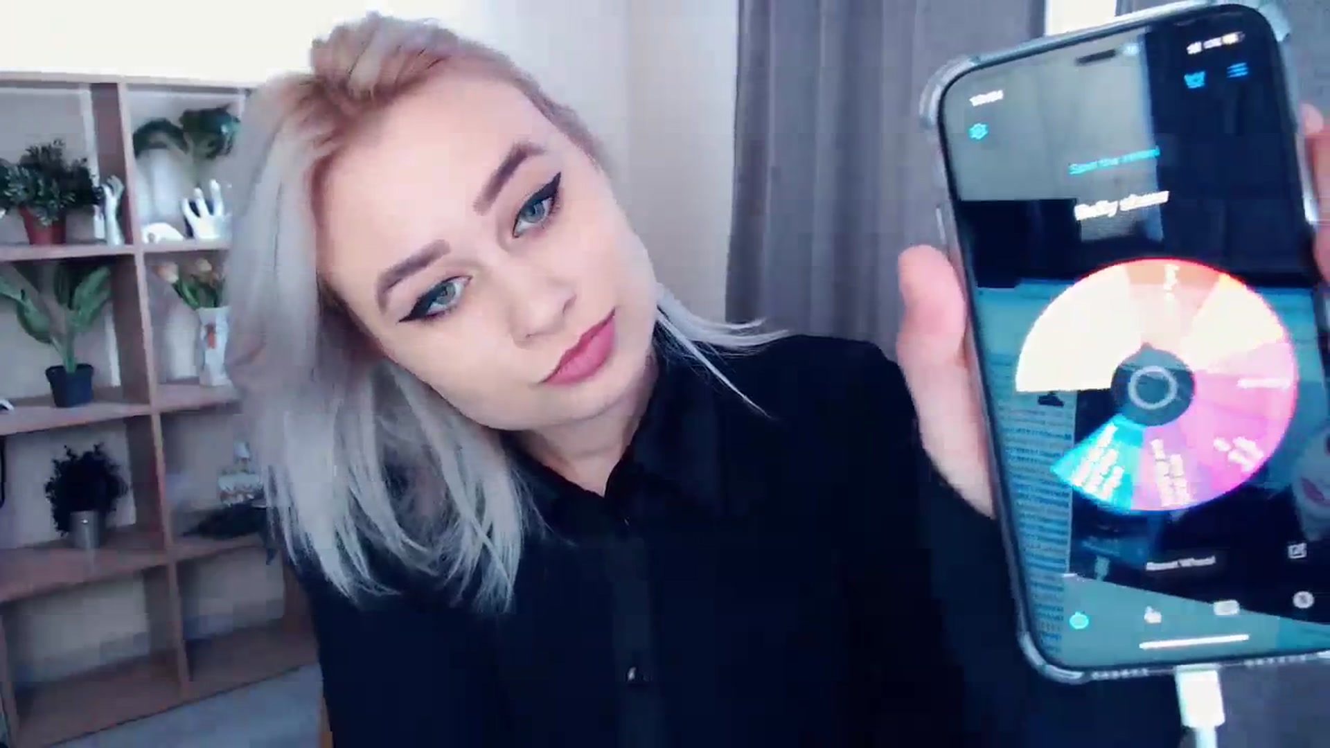 Gallery image thumbnail from Kukla_kolduna's myfreecams stream on, 02/26/2024, 13:24 image 14 of 20