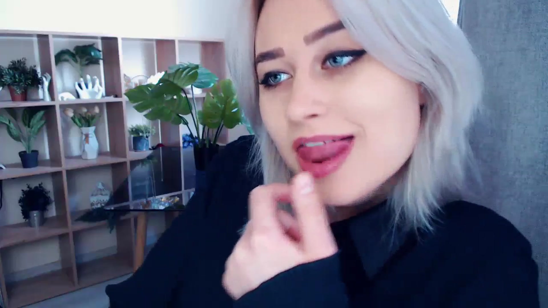 Gallery image thumbnail from Kukla_kolduna's myfreecams stream on, 02/26/2024, 13:24 image 10 of 20