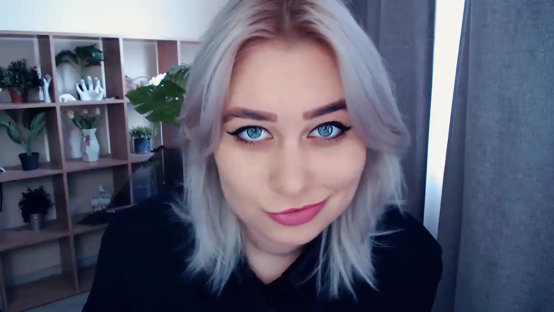 Gallery image thumbnail from Kukla_kolduna's myfreecams stream on, 02/26/2024, 13:24 image 13 of 20