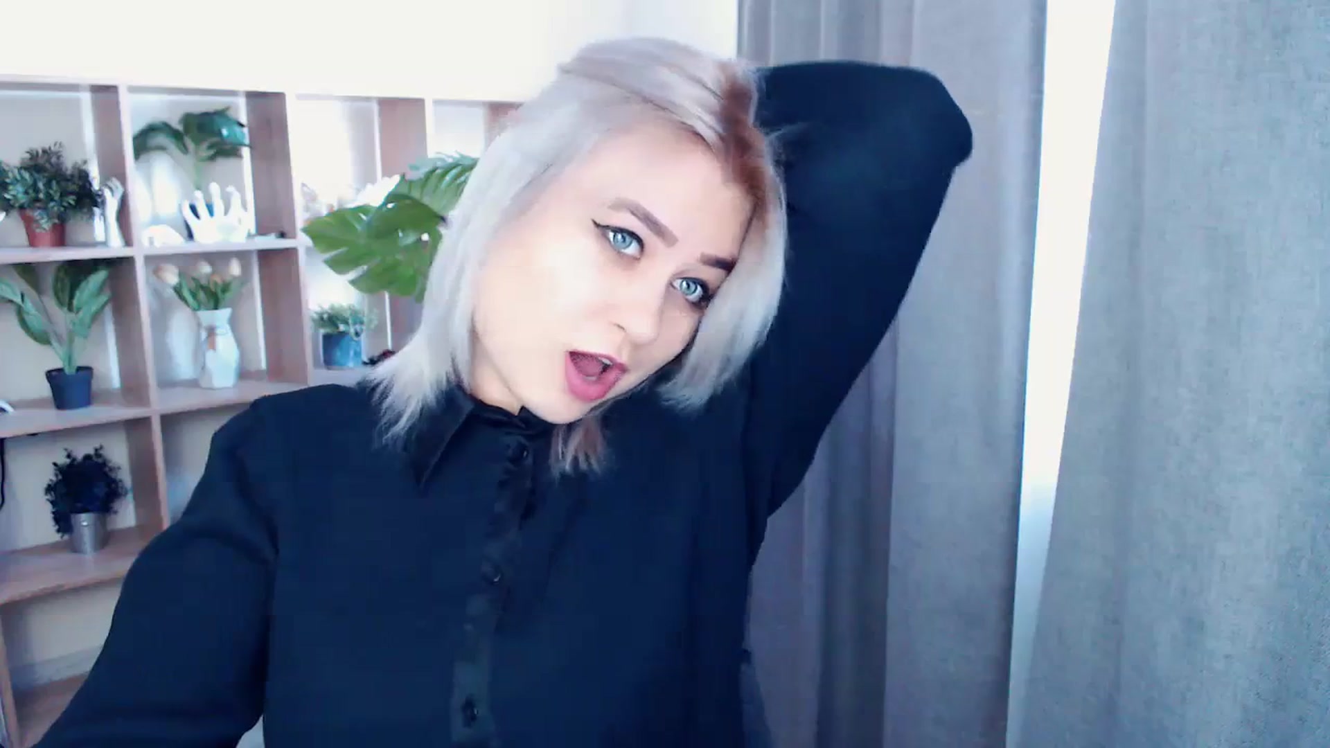 Gallery image thumbnail from Kukla_kolduna's myfreecams stream on, 02/26/2024, 13:24 image 5 of 20