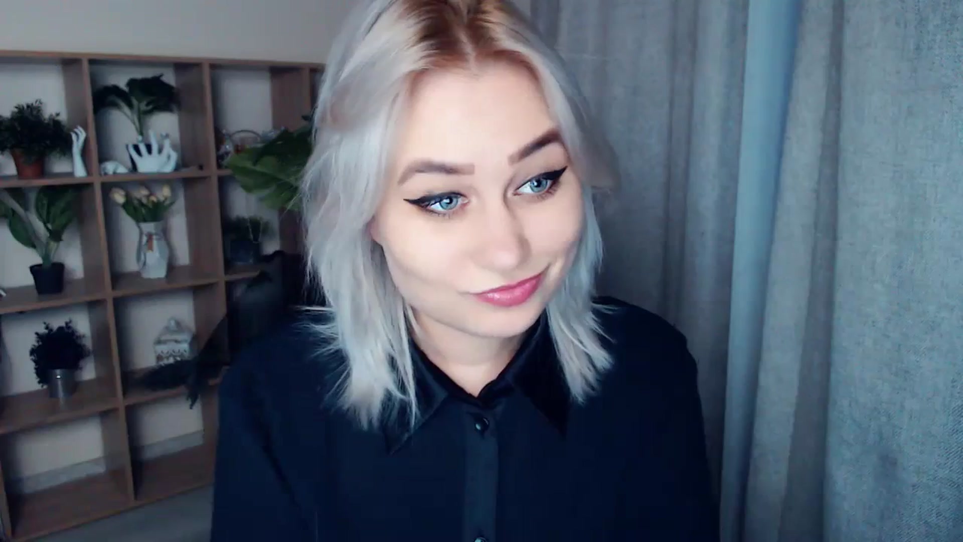Gallery image thumbnail from Kukla_kolduna's myfreecams stream on, 02/26/2024, 16:10 image 3 of 20