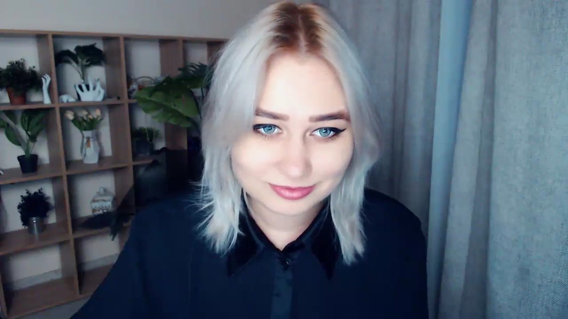 Gallery image thumbnail from Kukla_kolduna's myfreecams stream on, 02/26/2024, 16:10 image 2 of 20