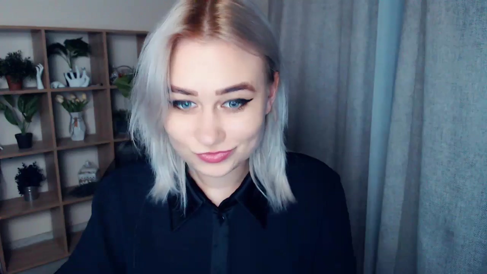 Gallery image thumbnail from Kukla_kolduna's myfreecams stream on, 02/26/2024, 16:10 image 6 of 20
