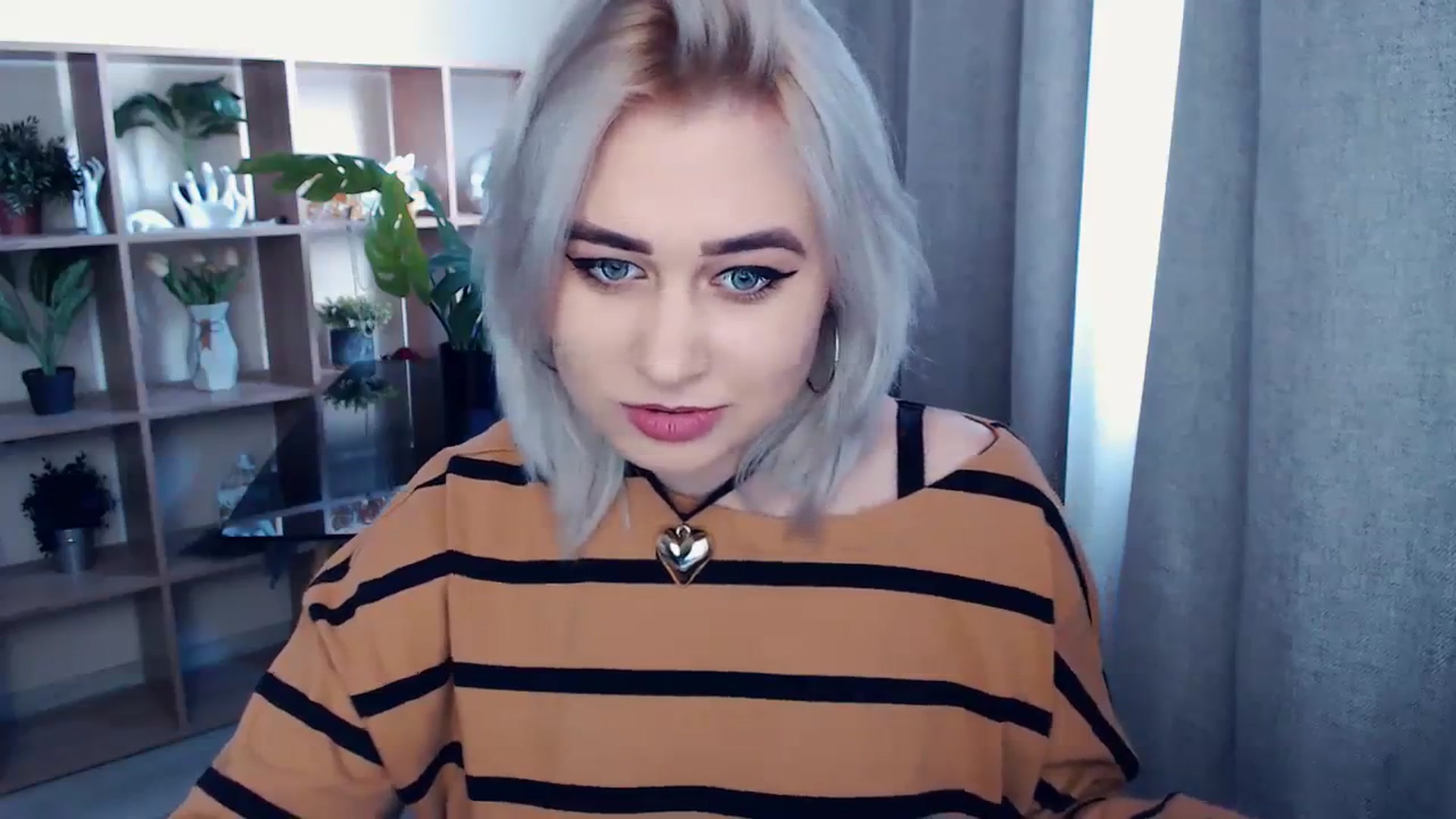 Gallery image thumbnail from Kukla_kolduna's myfreecams stream on, 02/28/2024, 13:04 image 16 of 20