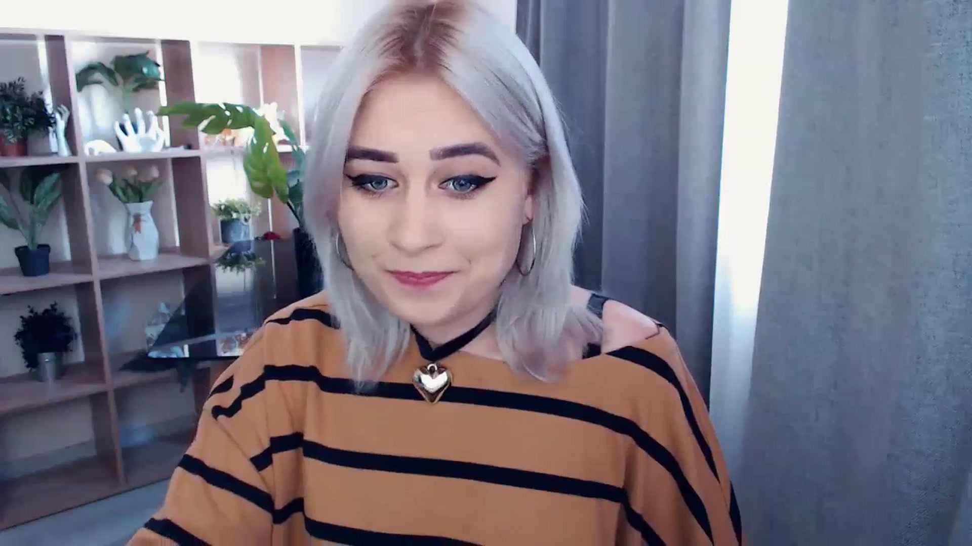 Gallery image thumbnail from Kukla_kolduna's myfreecams stream on, 02/28/2024, 13:04 image 8 of 20