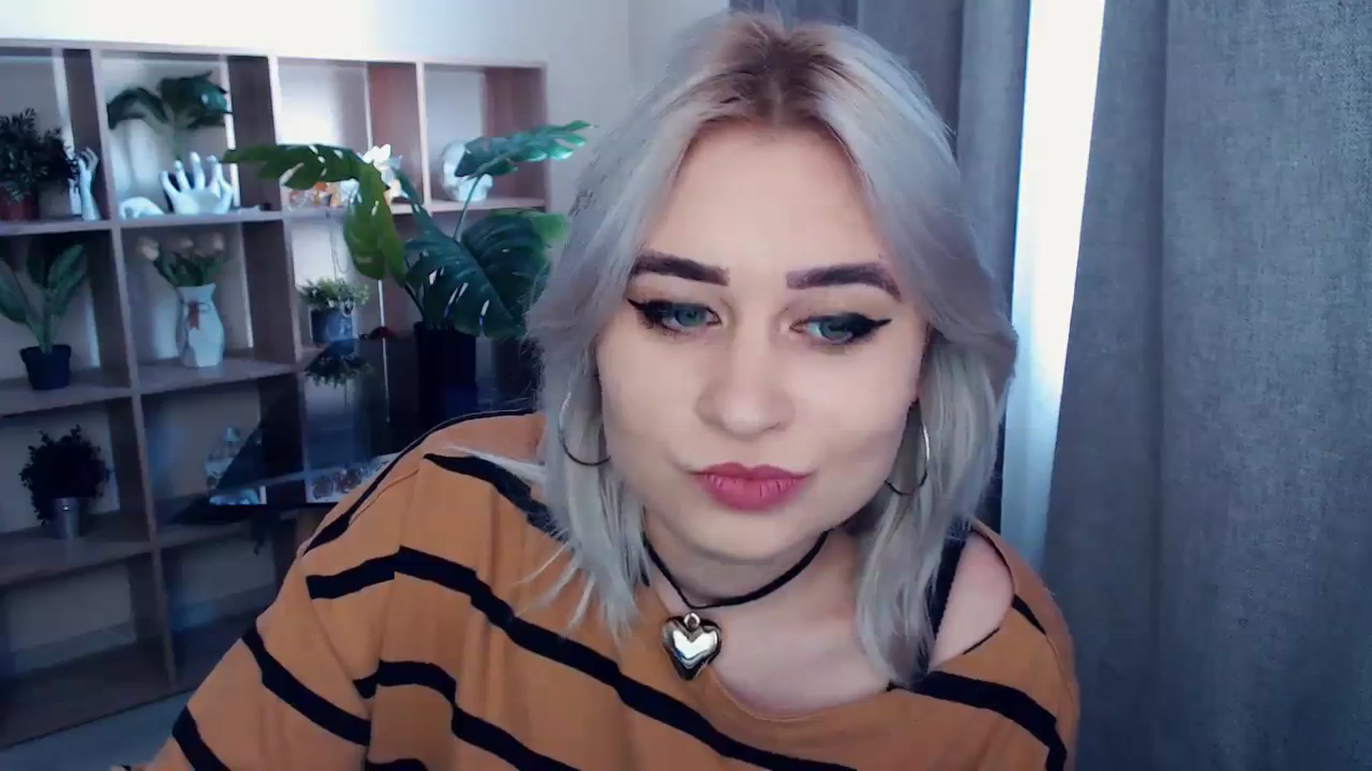 Gallery image thumbnail from Kukla_kolduna's myfreecams stream on, 02/28/2024, 13:04 image 20 of 20