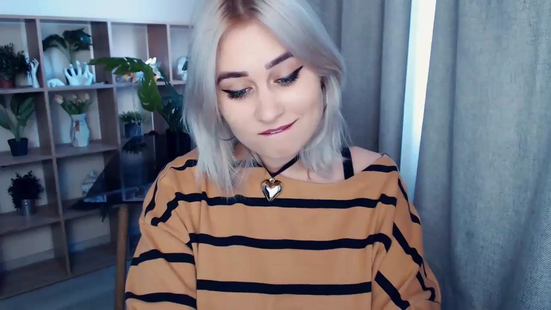 Gallery image thumbnail from Kukla_kolduna's myfreecams stream on, 02/28/2024, 14:55 image 1 of 20