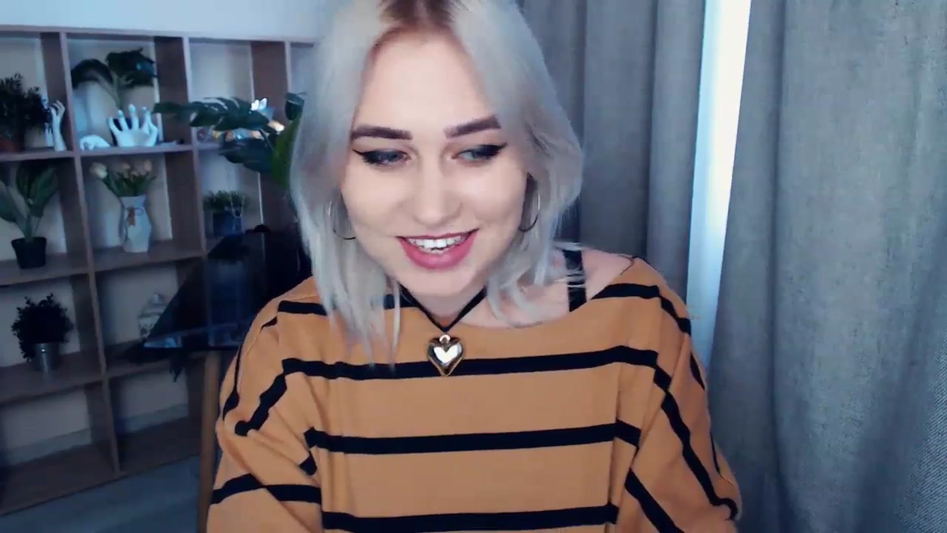 Gallery image thumbnail from Kukla_kolduna's myfreecams stream on, 02/28/2024, 14:55 image 17 of 20