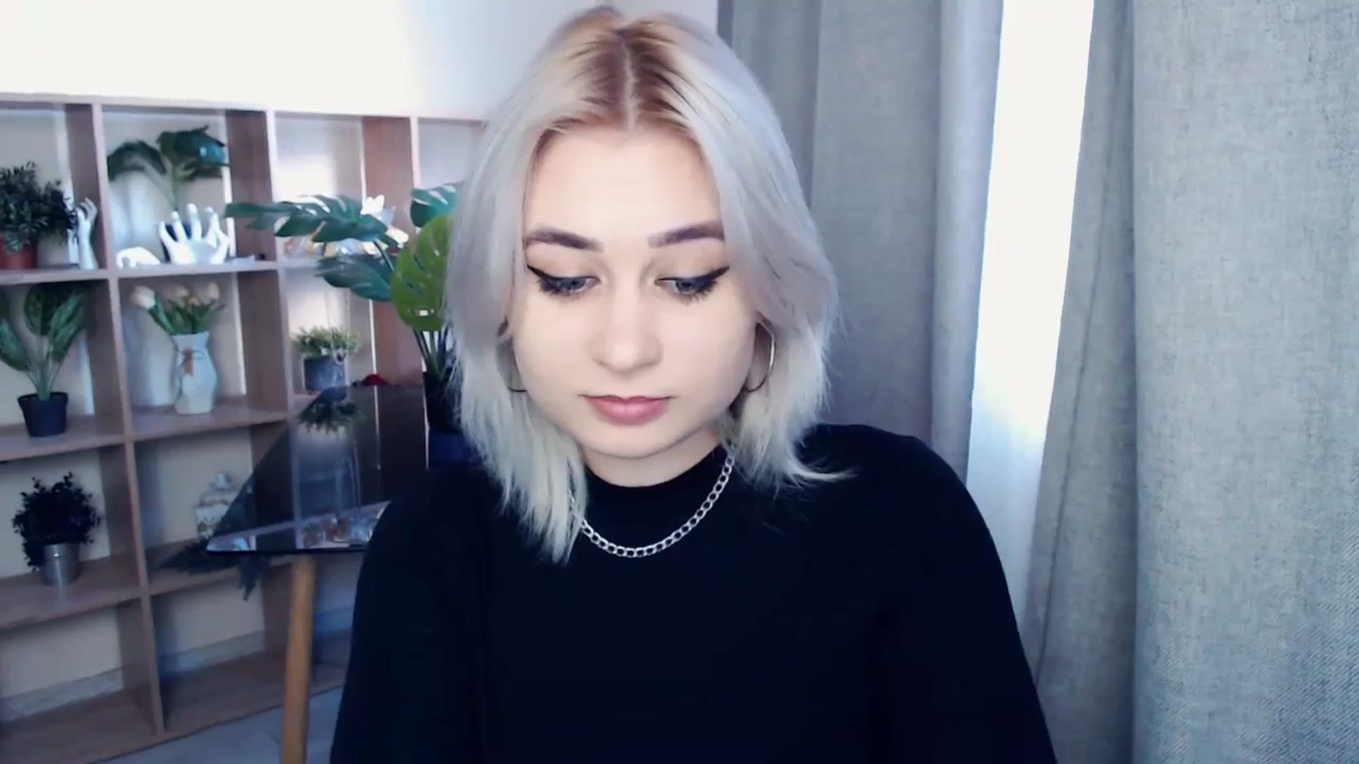 Gallery image thumbnail from Kukla_kolduna's myfreecams stream on, 02/29/2024, 14:43 image 6 of 20