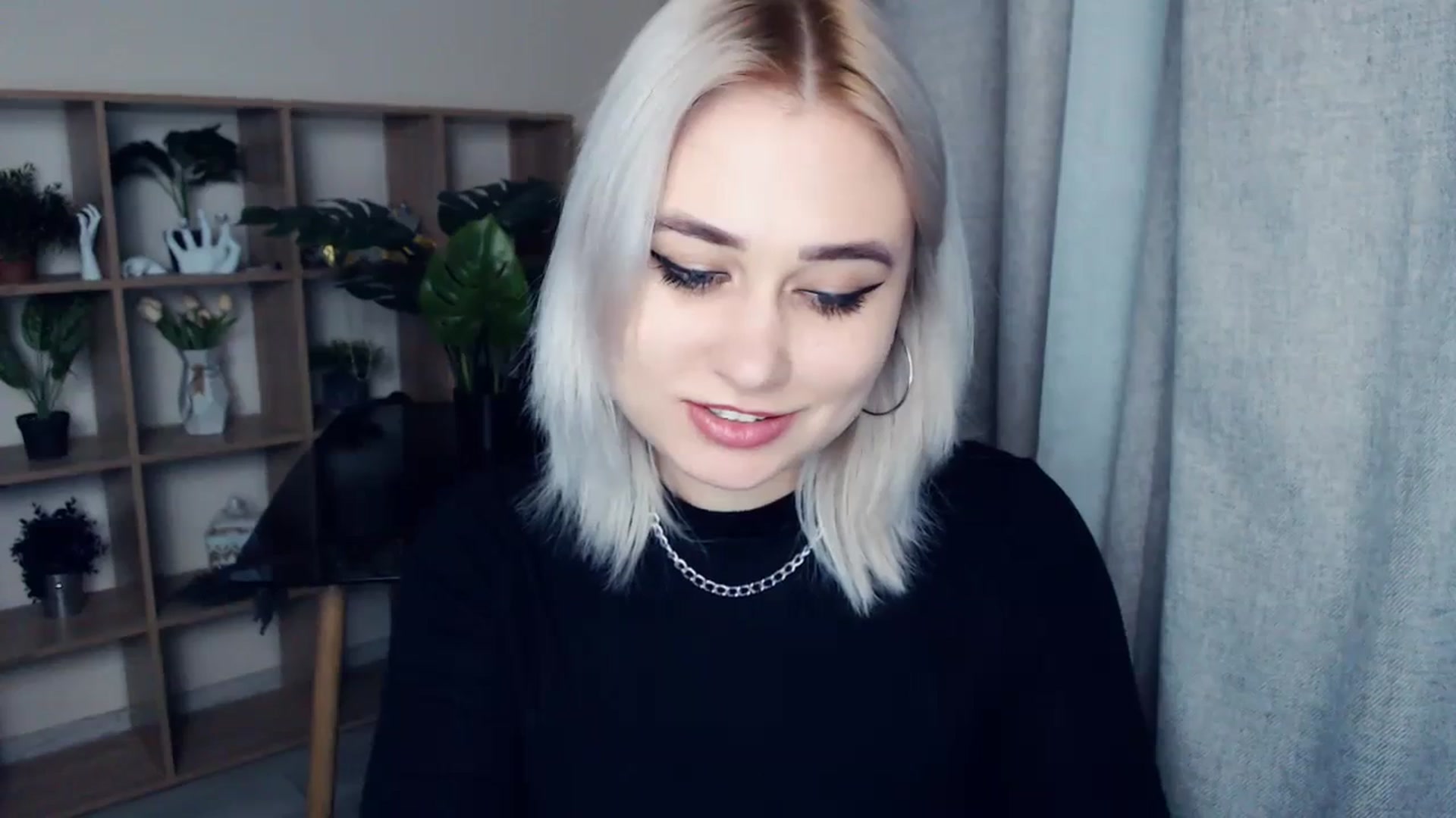 Gallery image thumbnail from Kukla_kolduna's myfreecams stream on, 02/29/2024, 16:54 image 6 of 20