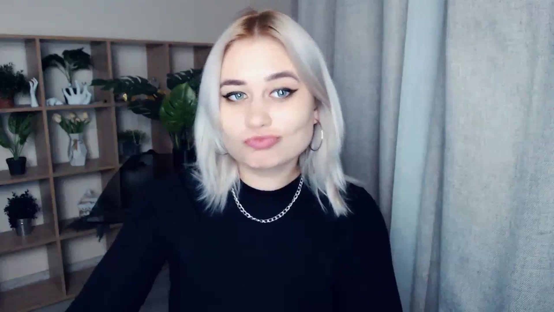 Gallery image thumbnail from Kukla_kolduna's myfreecams stream on, 02/29/2024, 16:54 image 18 of 20