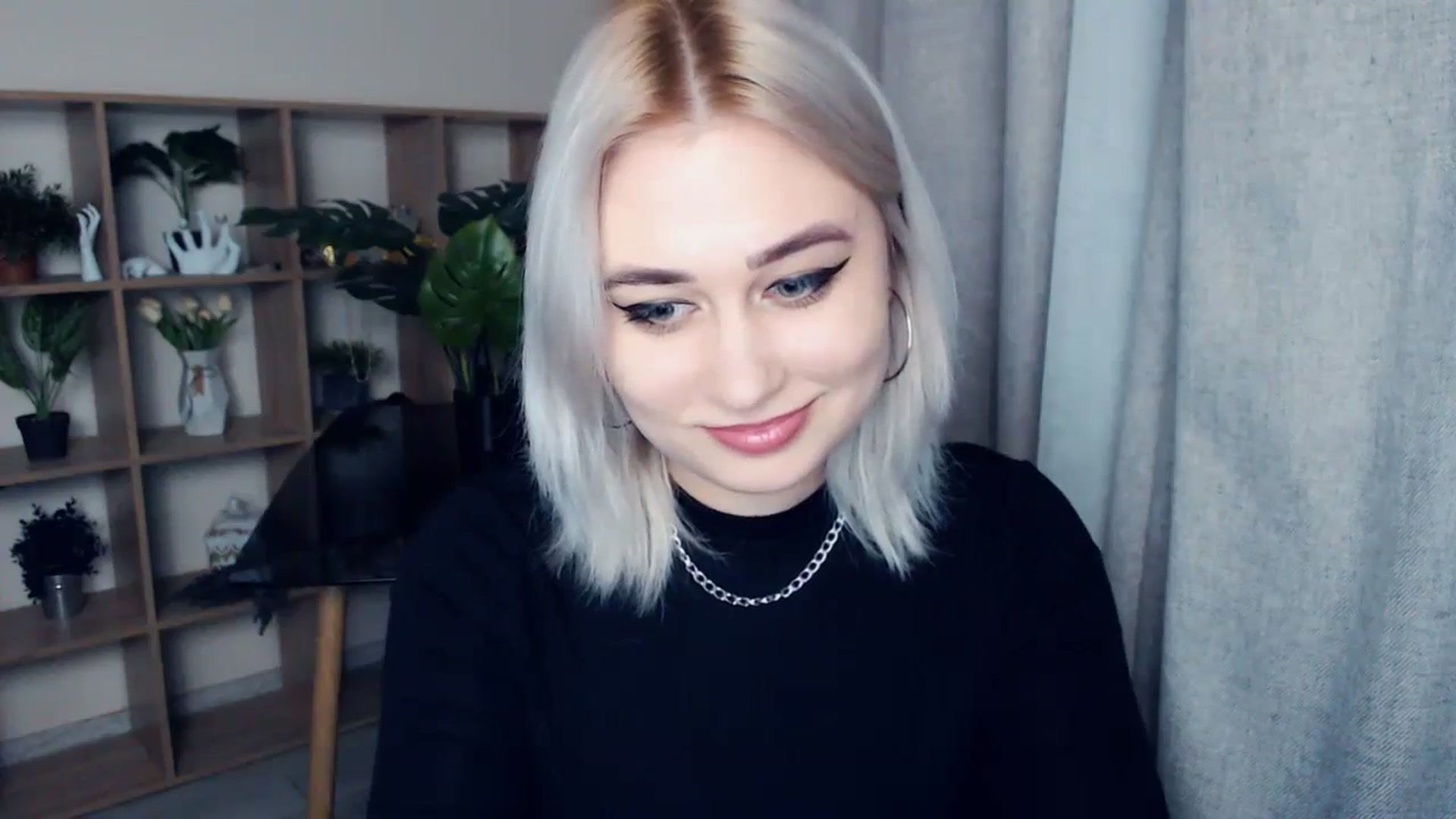Gallery image thumbnail from Kukla_kolduna's myfreecams stream on, 02/29/2024, 16:54 image 3 of 20