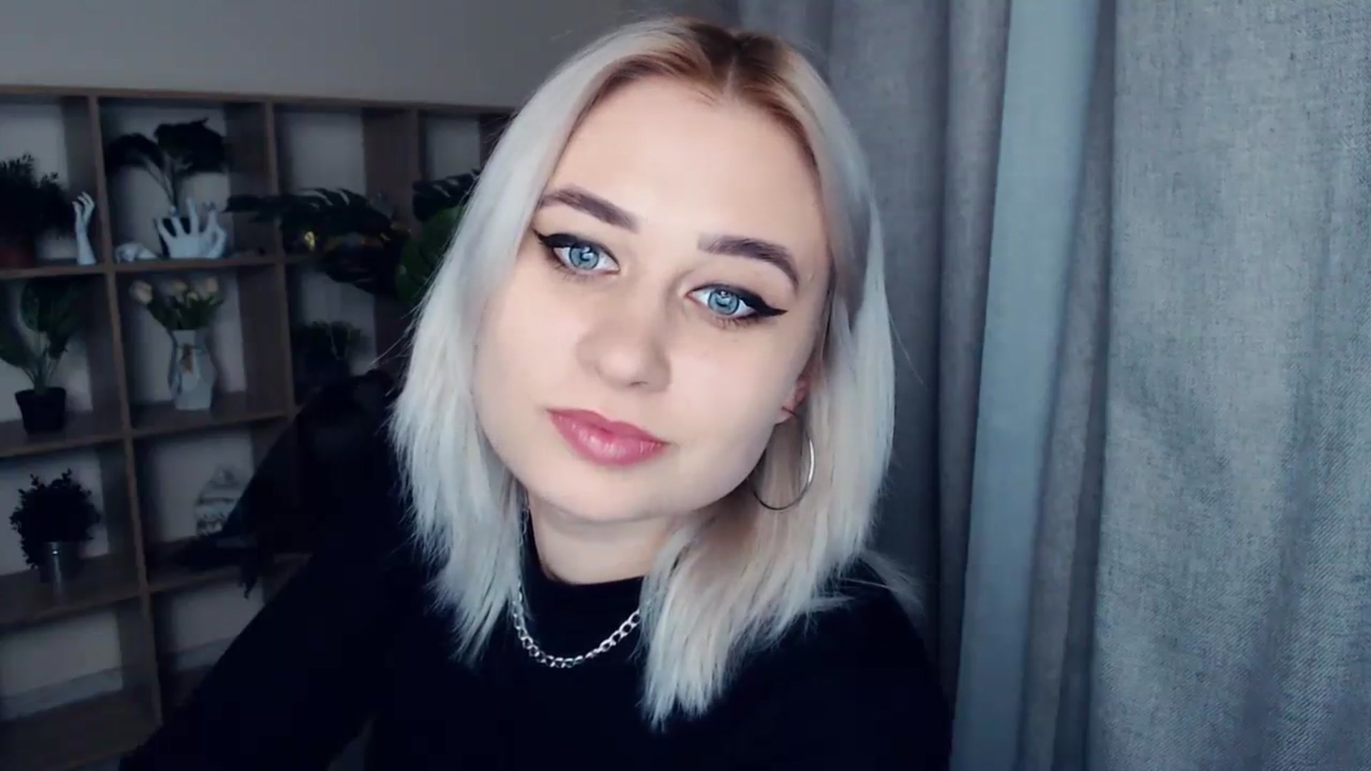 Gallery image thumbnail from Kukla_kolduna's myfreecams stream on, 02/29/2024, 16:54 image 5 of 20