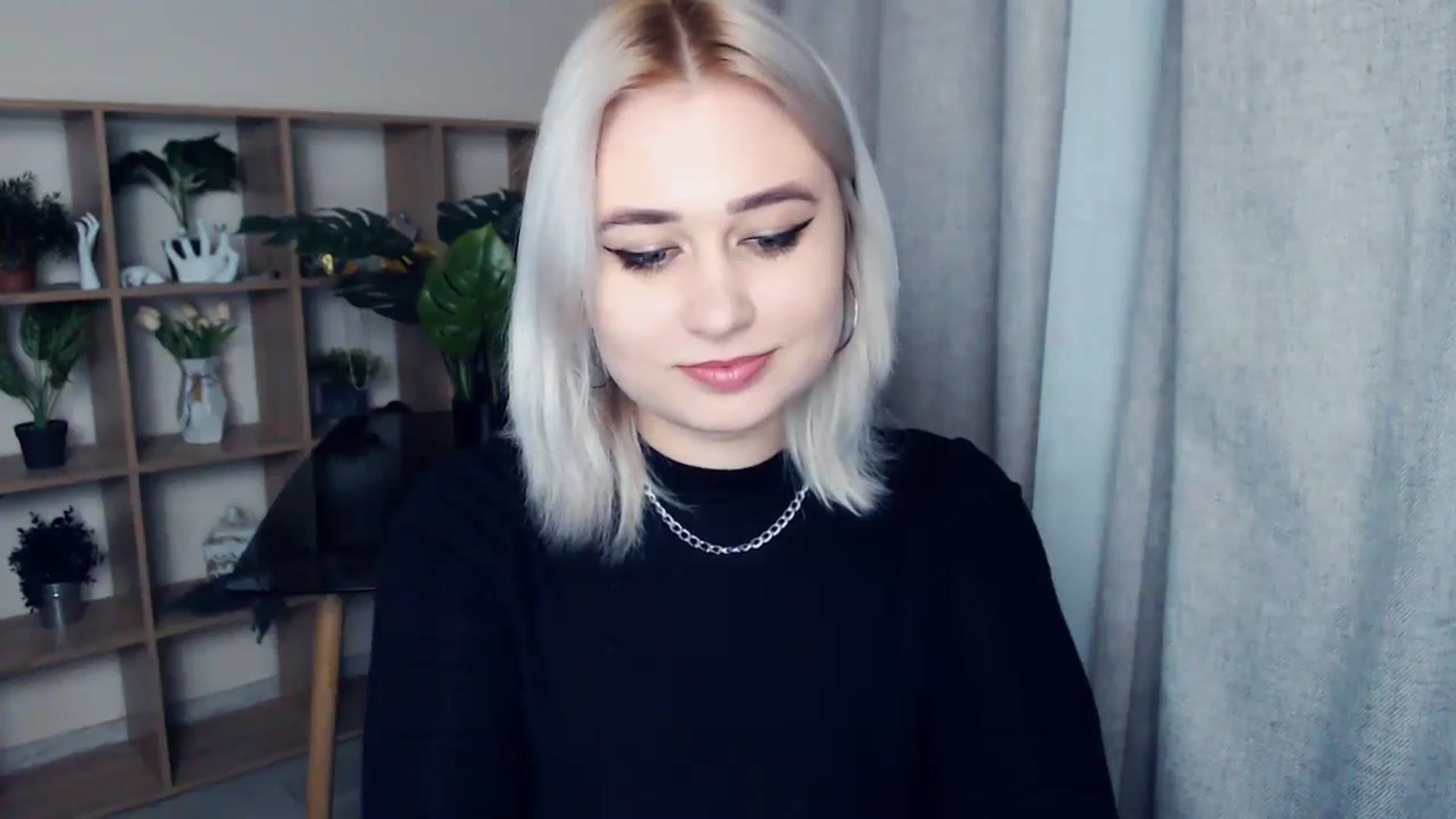 Gallery image thumbnail from Kukla_kolduna's myfreecams stream on, 02/29/2024, 16:54 image 2 of 20
