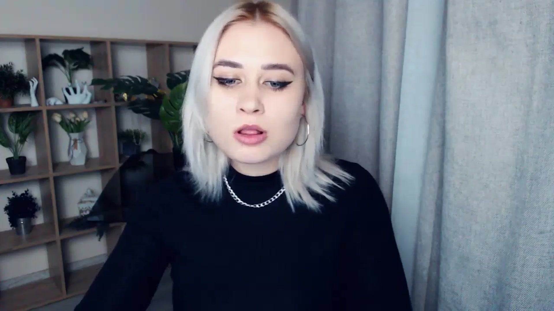 Gallery image thumbnail from Kukla_kolduna's myfreecams stream on, 02/29/2024, 16:54 image 17 of 20