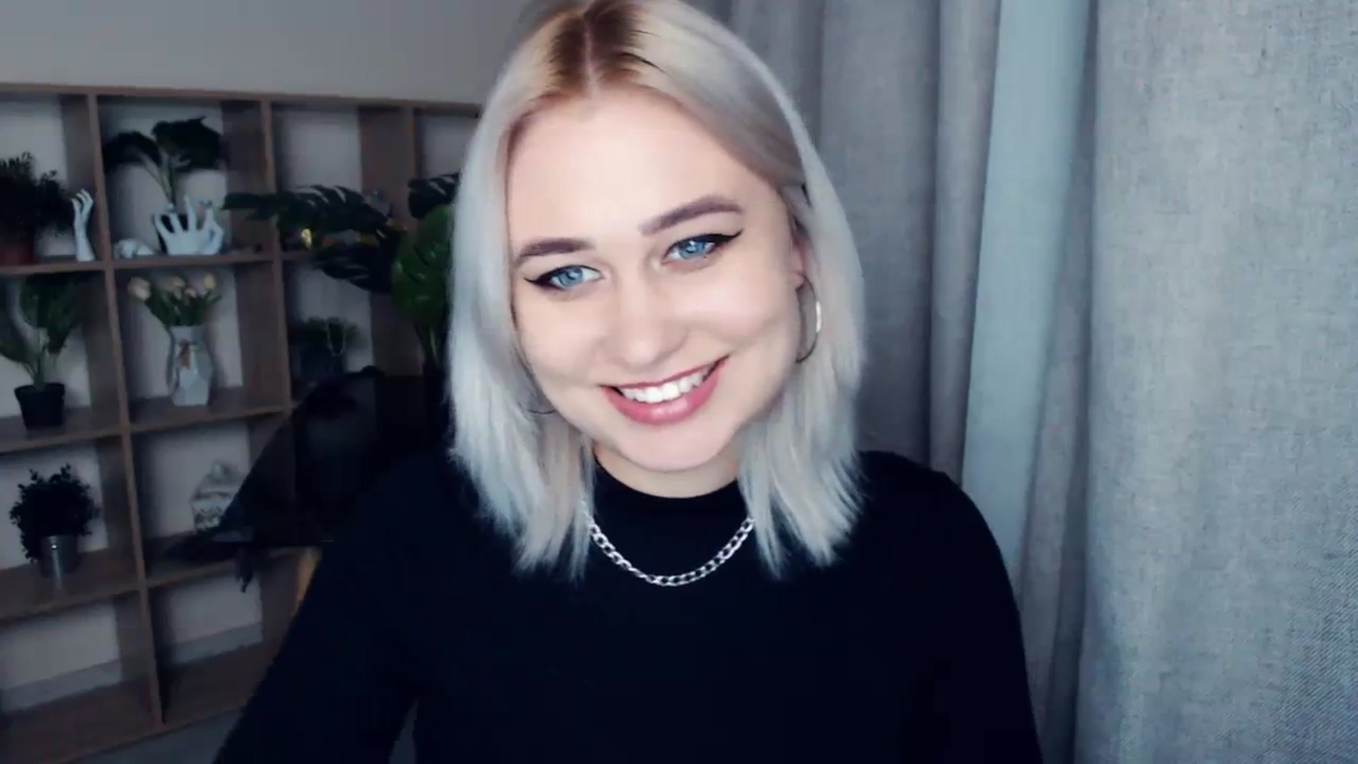 Gallery image thumbnail from Kukla_kolduna's myfreecams stream on, 02/29/2024, 16:54 image 10 of 20