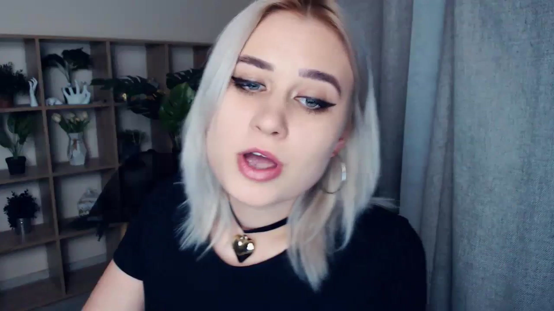Gallery image thumbnail from Kukla_kolduna's myfreecams stream on, 02/29/2024, 18:32 image 3 of 20