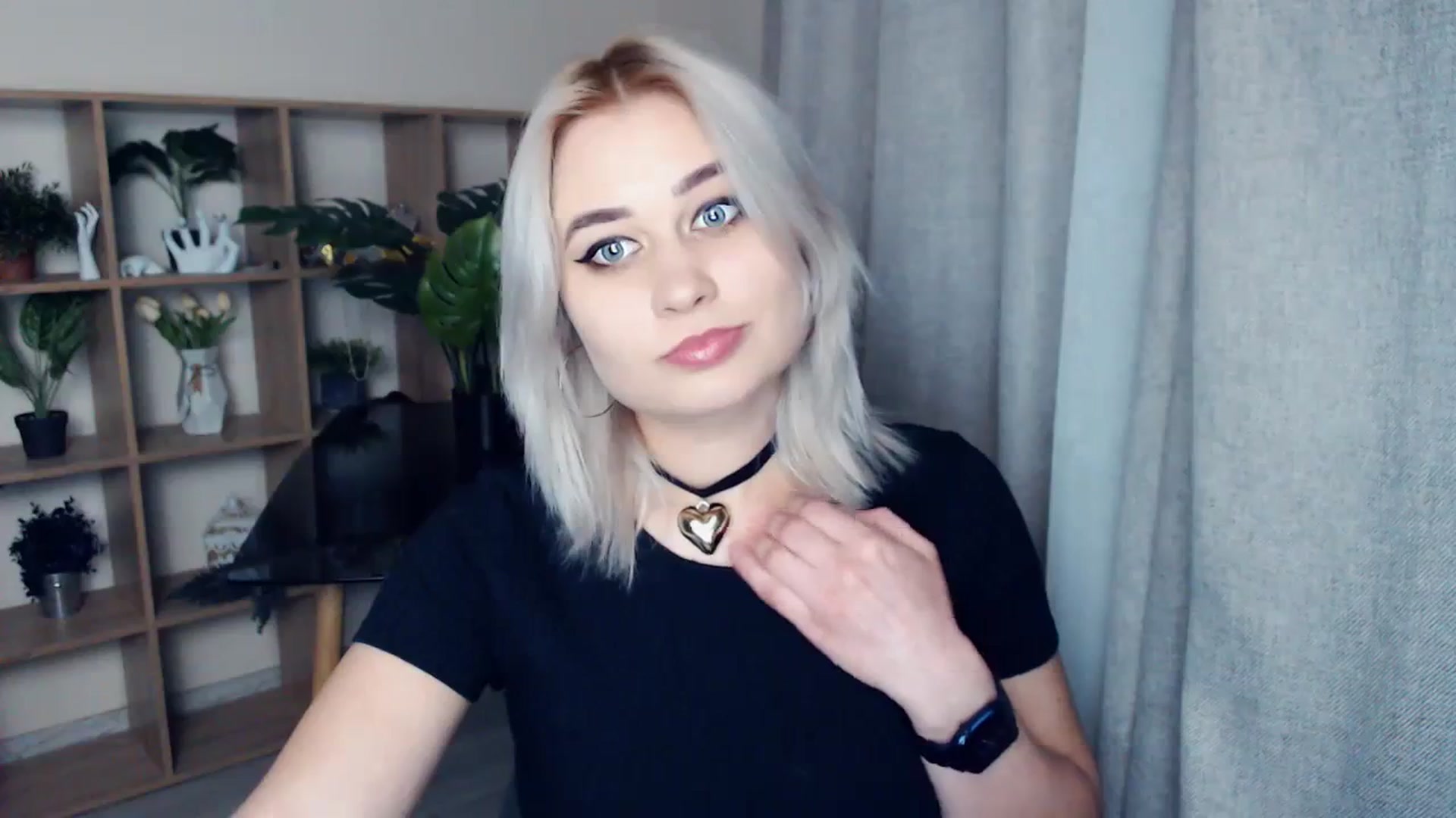 Gallery image thumbnail from Kukla_kolduna's myfreecams stream on, 02/29/2024, 18:32 image 14 of 20