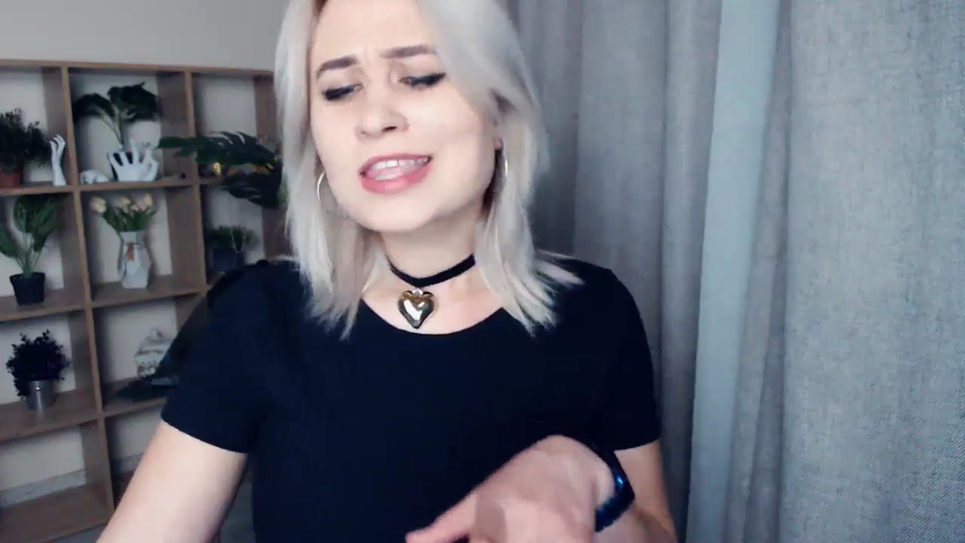 Gallery image thumbnail from Kukla_kolduna's myfreecams stream on, 02/29/2024, 18:32 image 11 of 20