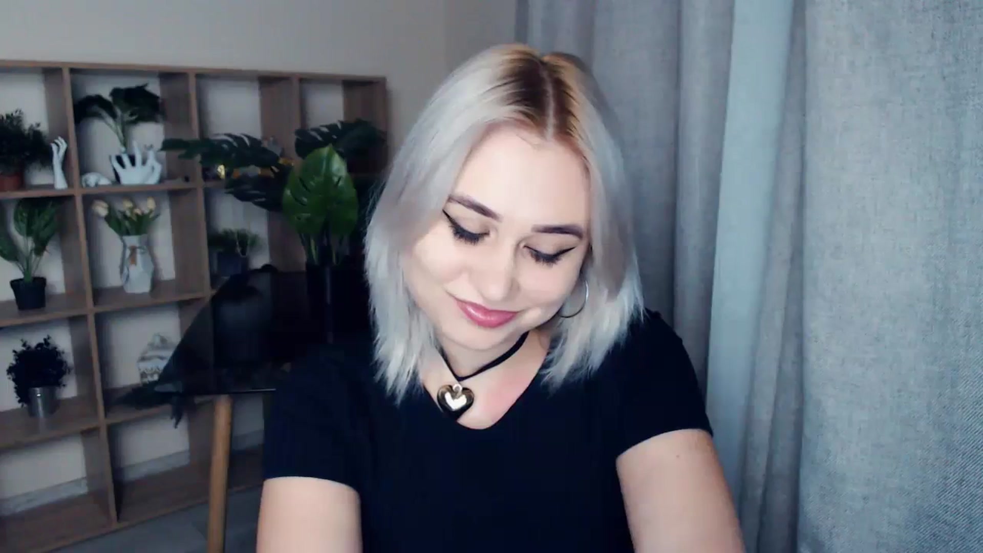 Gallery image thumbnail from Kukla_kolduna's myfreecams stream on, 02/29/2024, 18:32 image 19 of 20