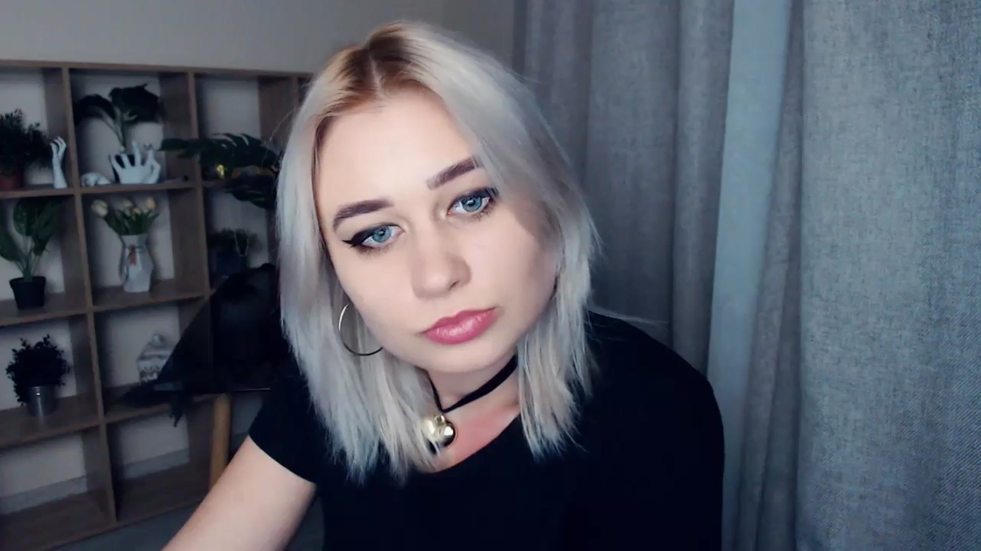 Gallery image thumbnail from Kukla_kolduna's myfreecams stream on, 02/29/2024, 18:32 image 16 of 20