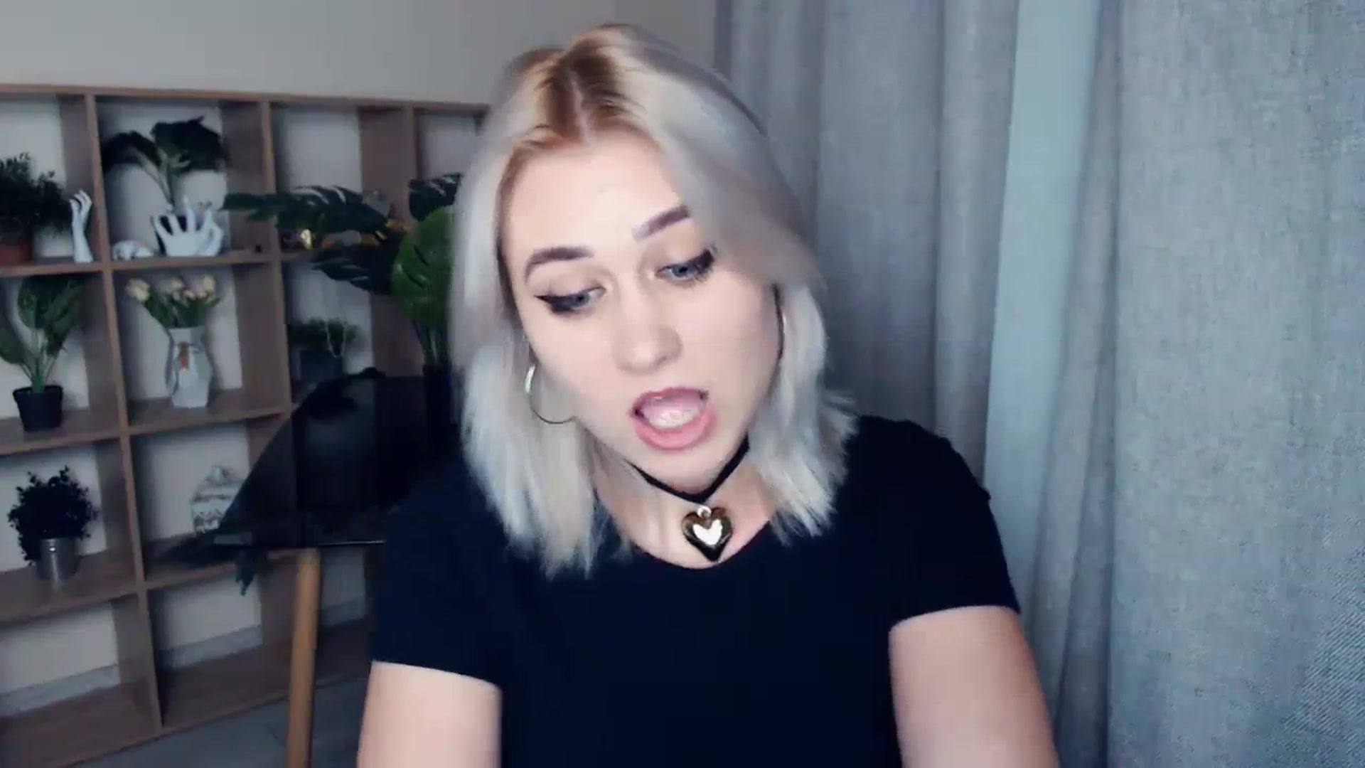 Gallery image thumbnail from Kukla_kolduna's myfreecams stream on, 02/29/2024, 19:07 image 6 of 20