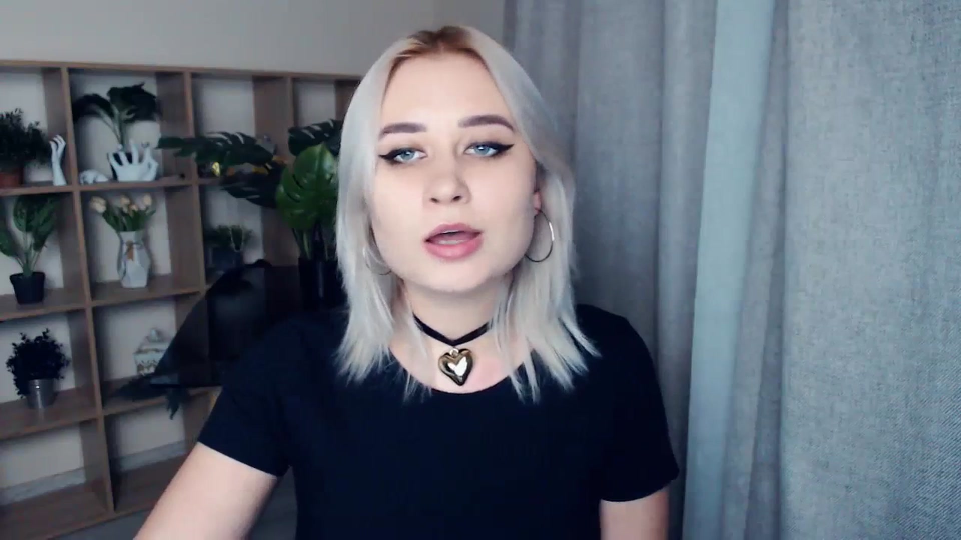 Gallery image thumbnail from Kukla_kolduna's myfreecams stream on, 02/29/2024, 19:07 image 13 of 20