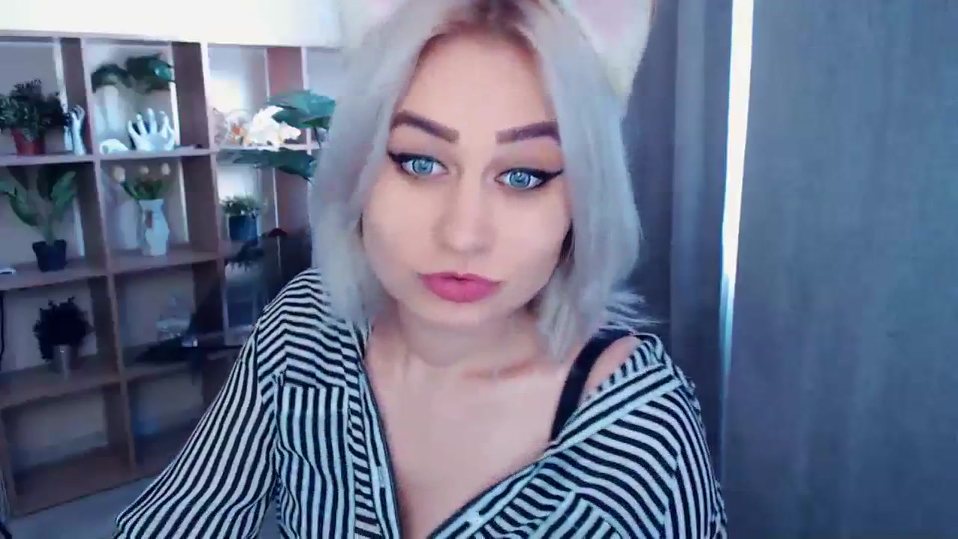 Gallery image thumbnail from Kukla_kolduna's myfreecams stream on, 03/02/2024, 11:09 image 14 of 20