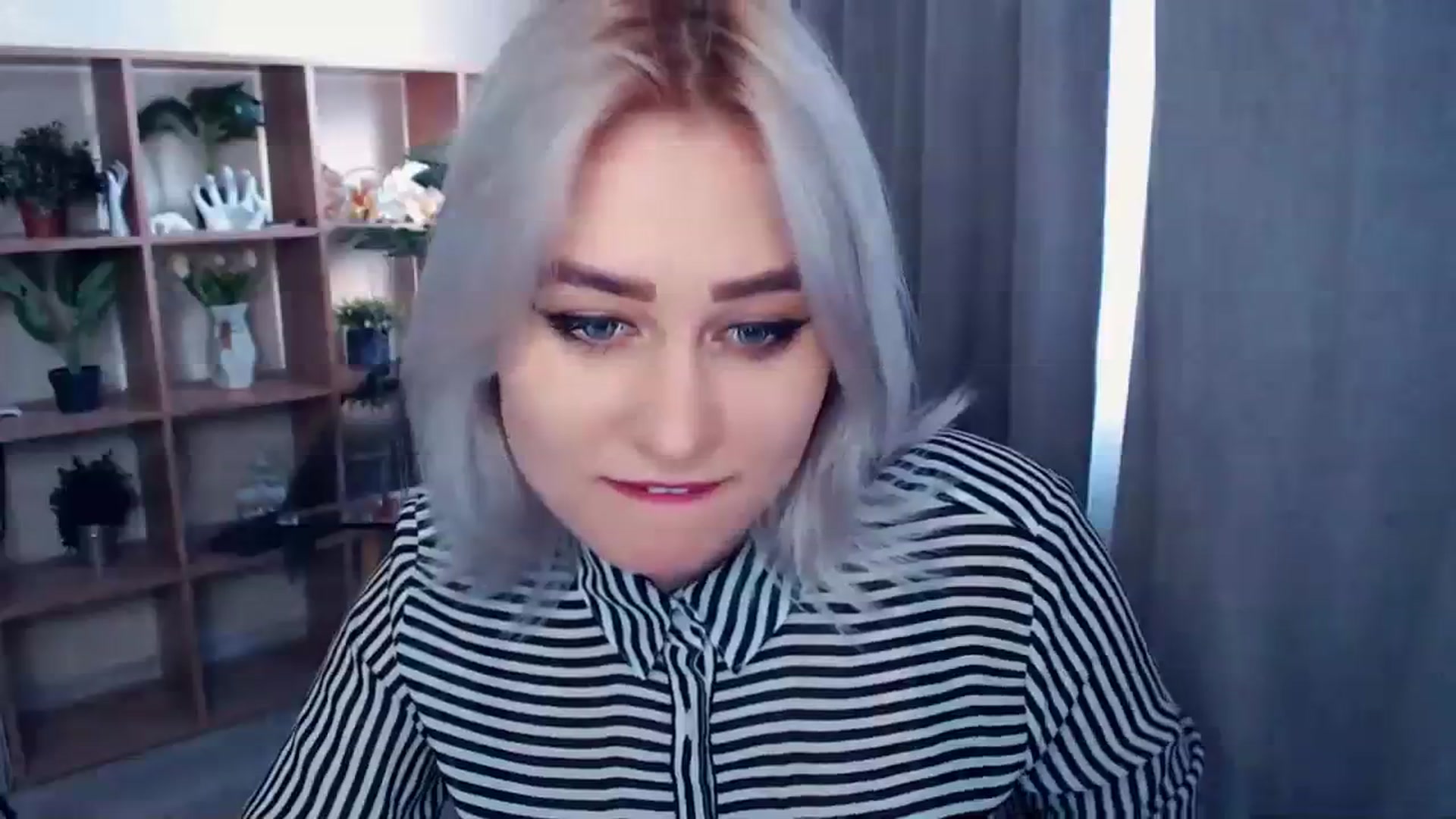 Gallery image thumbnail from Kukla_kolduna's myfreecams stream on, 03/02/2024, 14:43 image 11 of 20