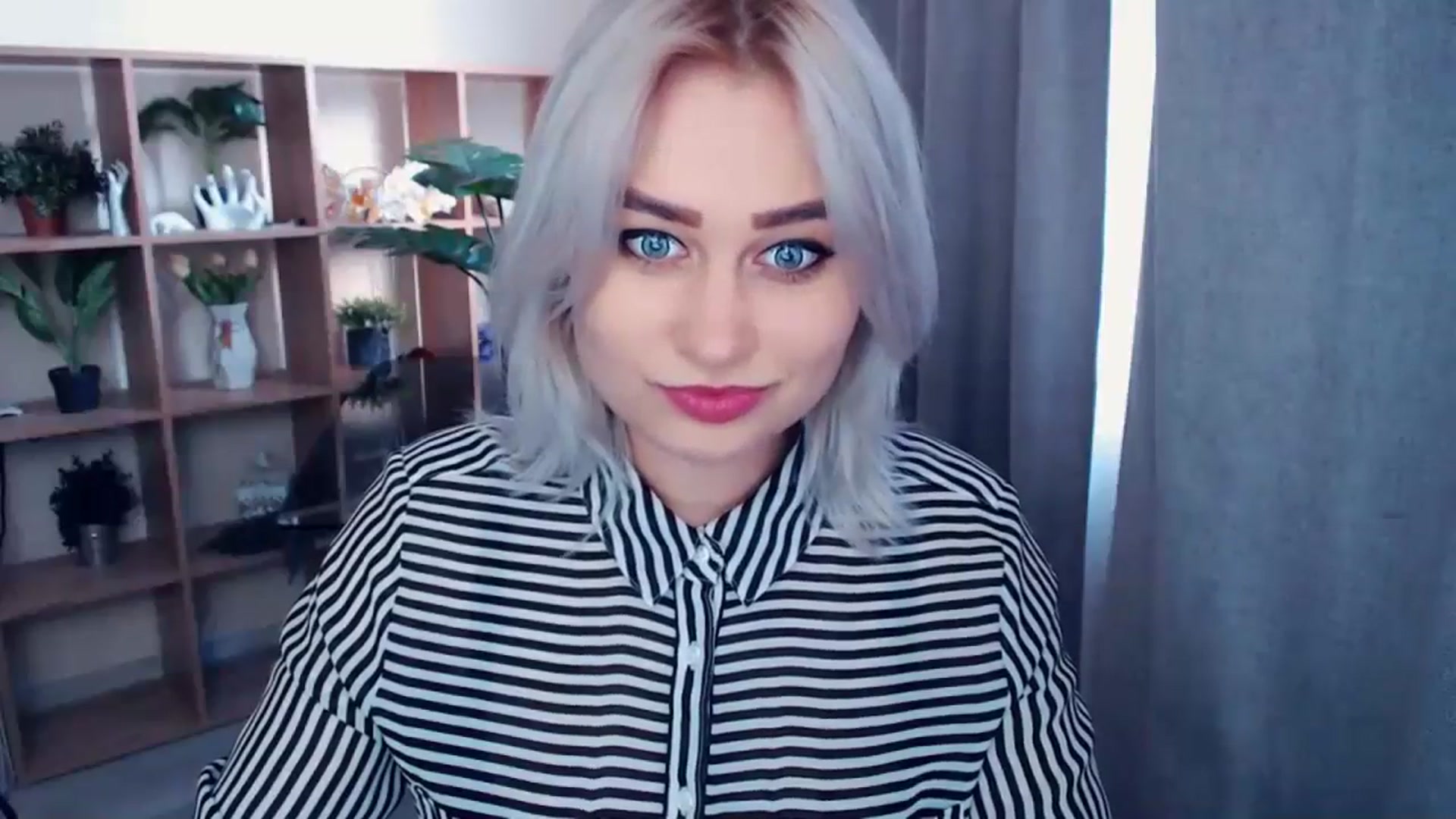 Gallery image thumbnail from Kukla_kolduna's myfreecams stream on, 03/02/2024, 14:43 image 3 of 20