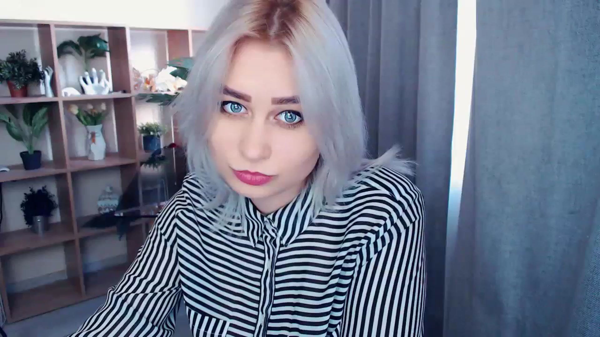 Gallery image thumbnail from Kukla_kolduna's myfreecams stream on, 03/02/2024, 14:43 image 7 of 20