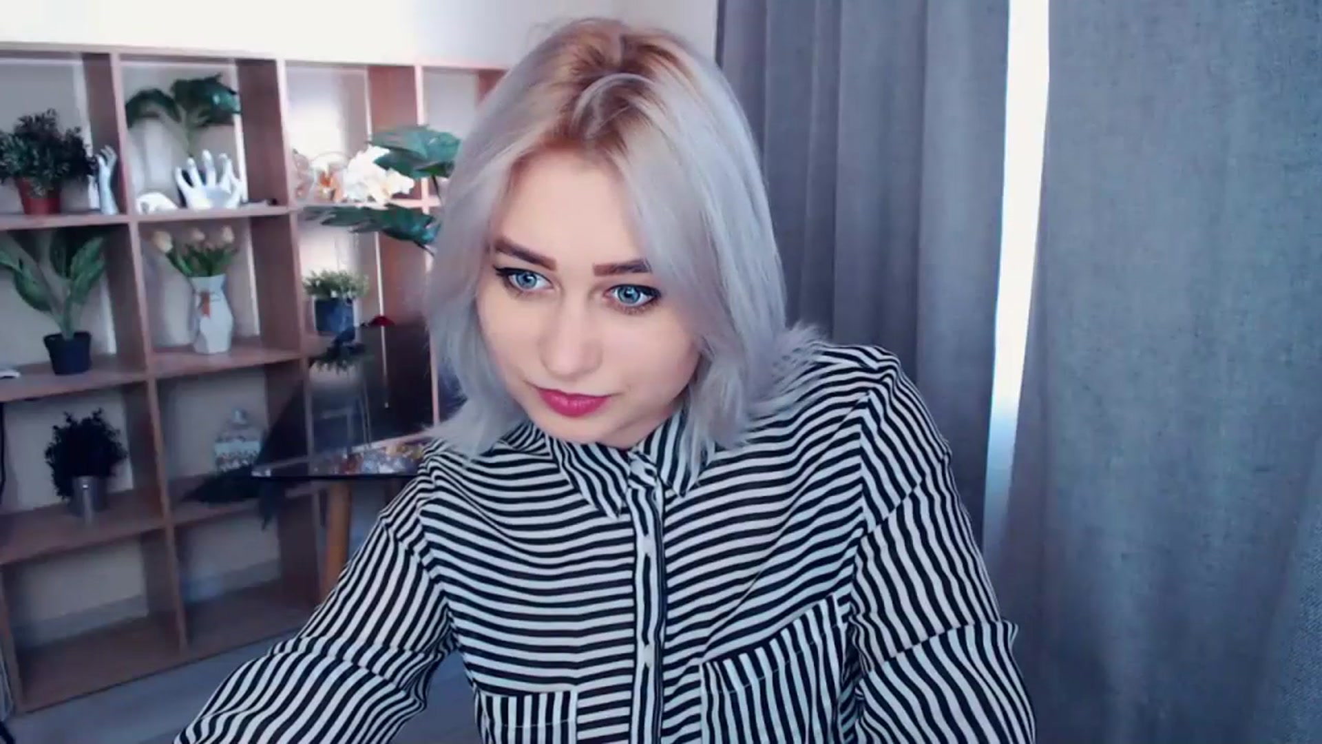 Gallery image thumbnail from Kukla_kolduna's myfreecams stream on, 03/02/2024, 14:43 image 9 of 20