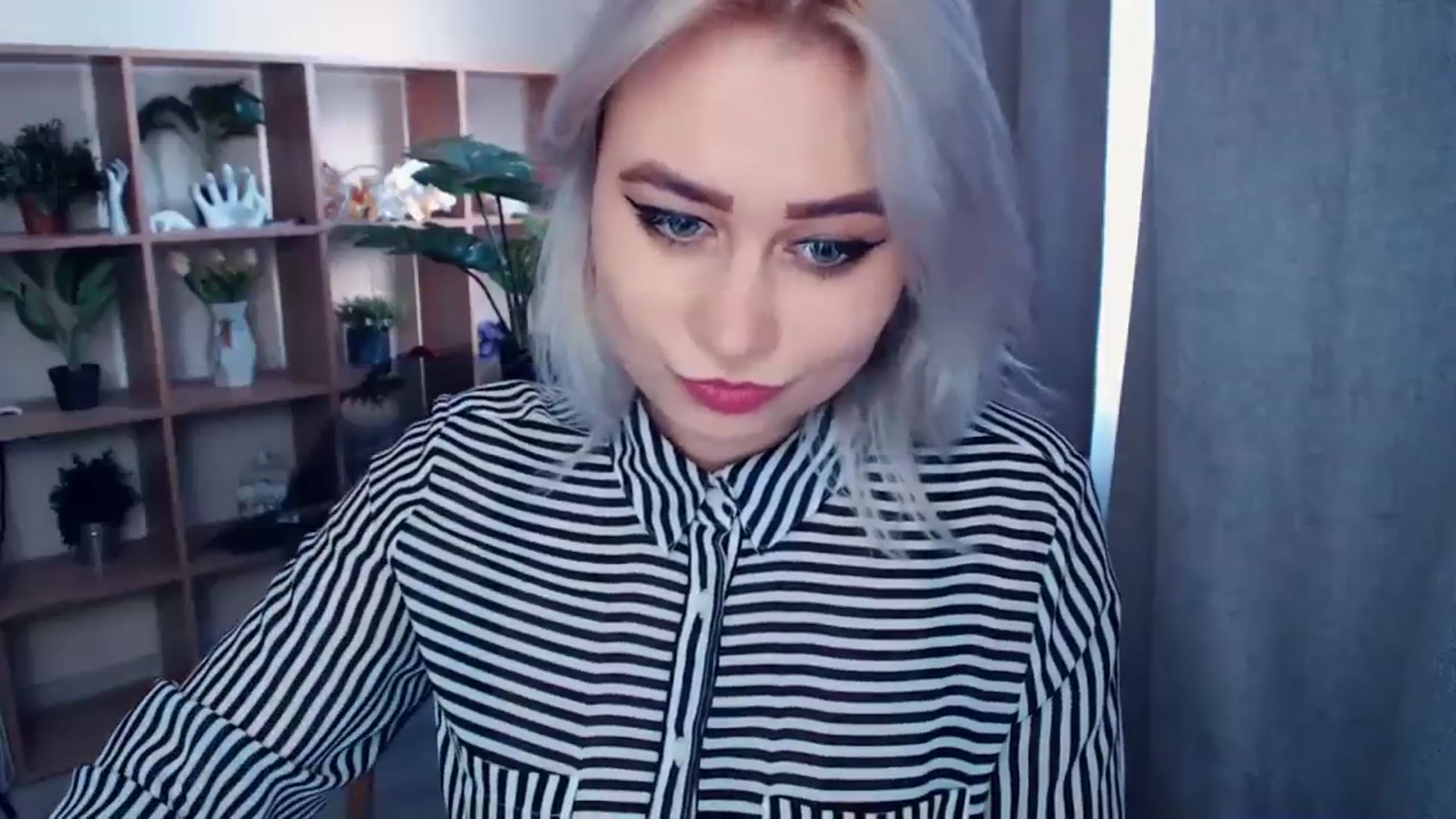 Gallery image thumbnail from Kukla_kolduna's myfreecams stream on, 03/02/2024, 14:43 image 17 of 20