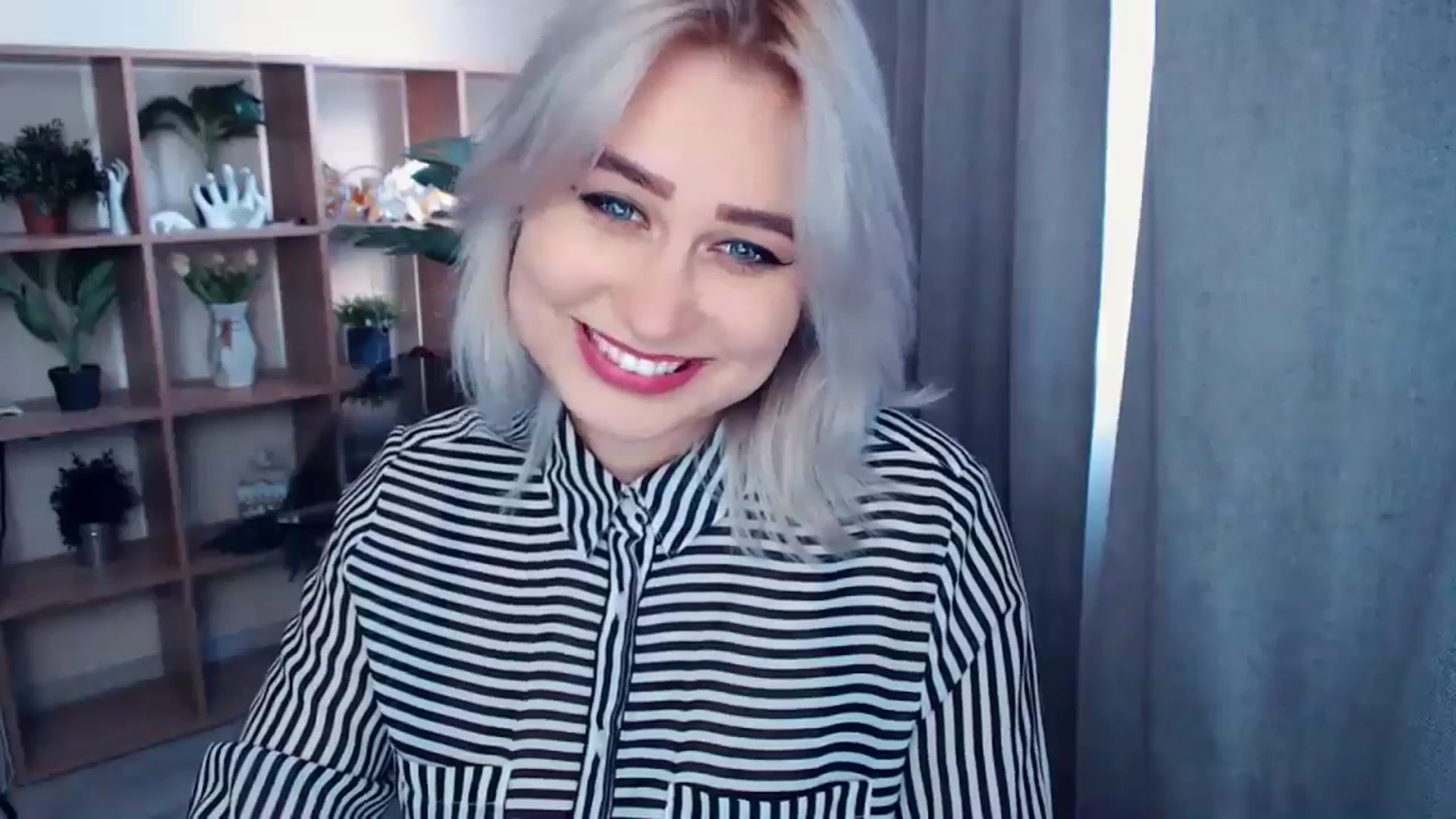 Gallery image thumbnail from Kukla_kolduna's myfreecams stream on, 03/02/2024, 14:43 image 18 of 20