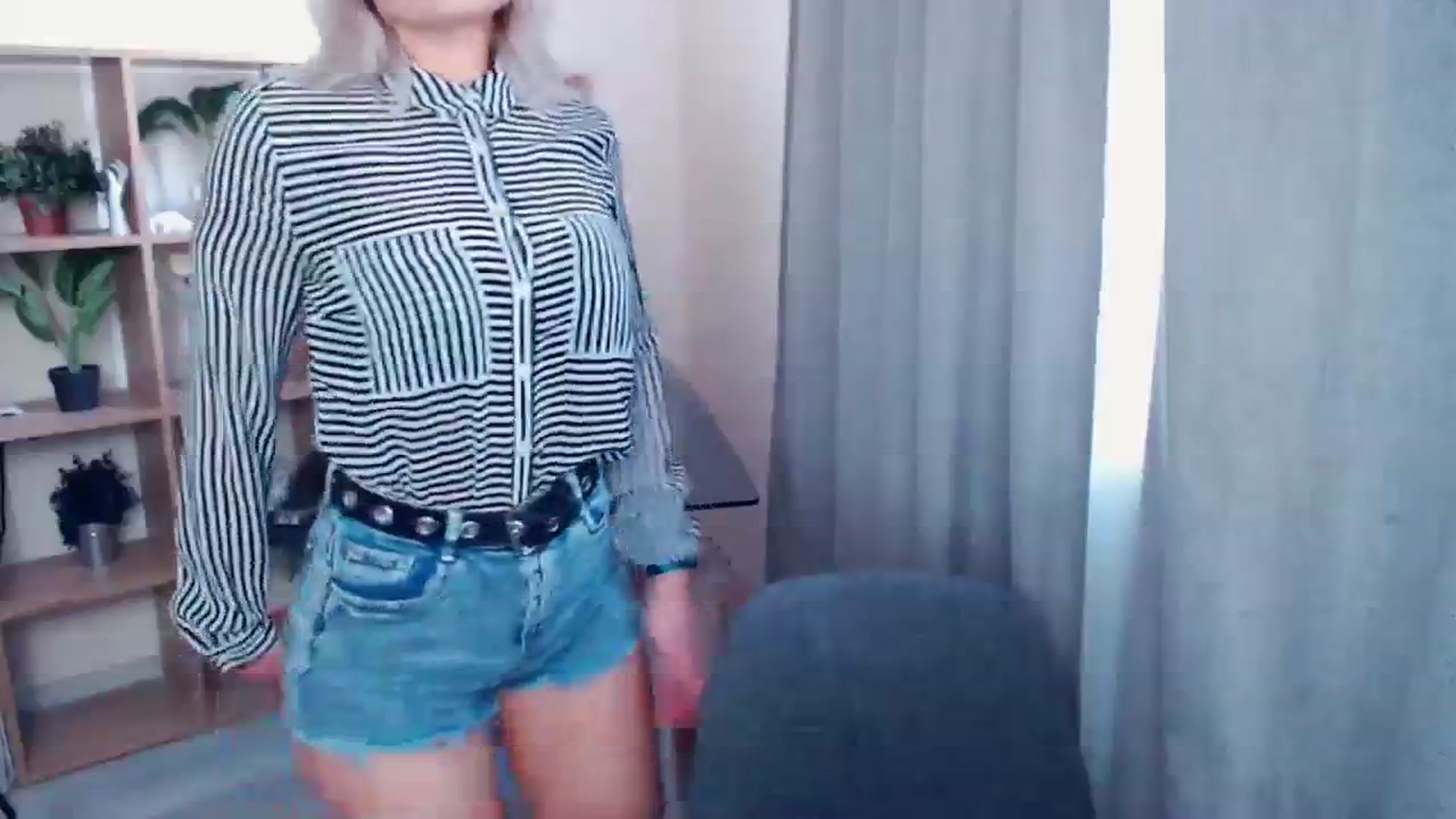 Gallery image thumbnail from Kukla_kolduna's myfreecams stream on, 03/02/2024, 14:43 image 16 of 20